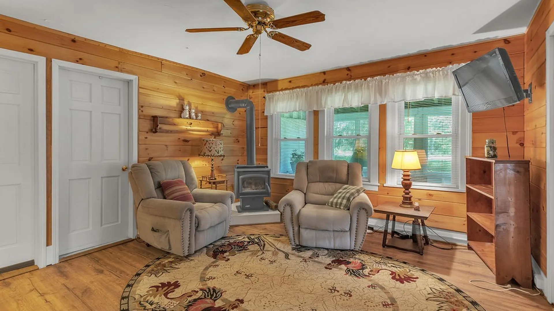 Property at 2640 Love Road, Grand Island, NY 14072 8