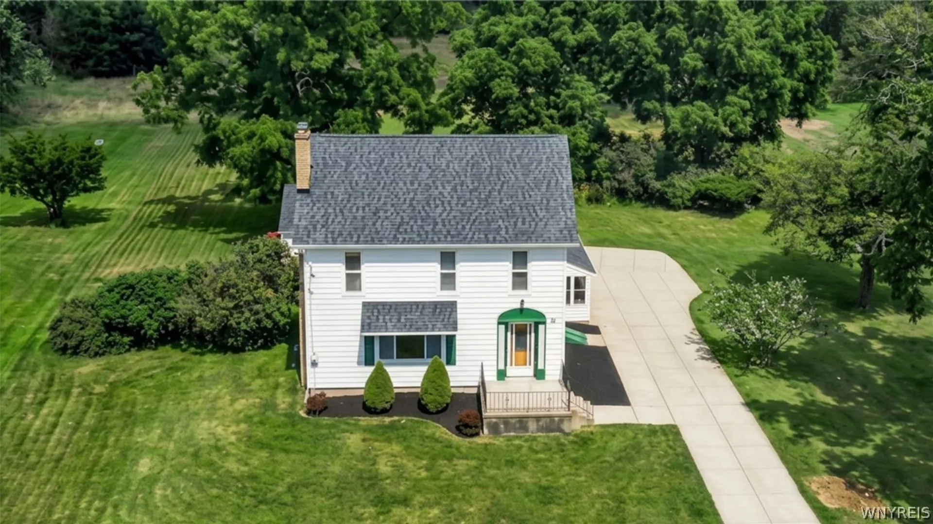 Property at 60 Pleasant View Drive, Lancaster, NY 14086 3