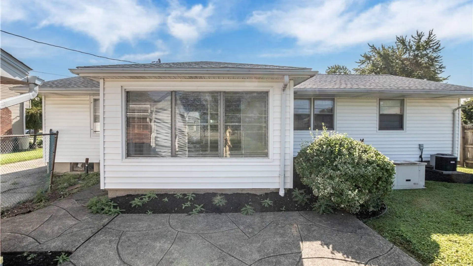 Property at 246 Sunrise Blvd, Amherst, NY 14221 32