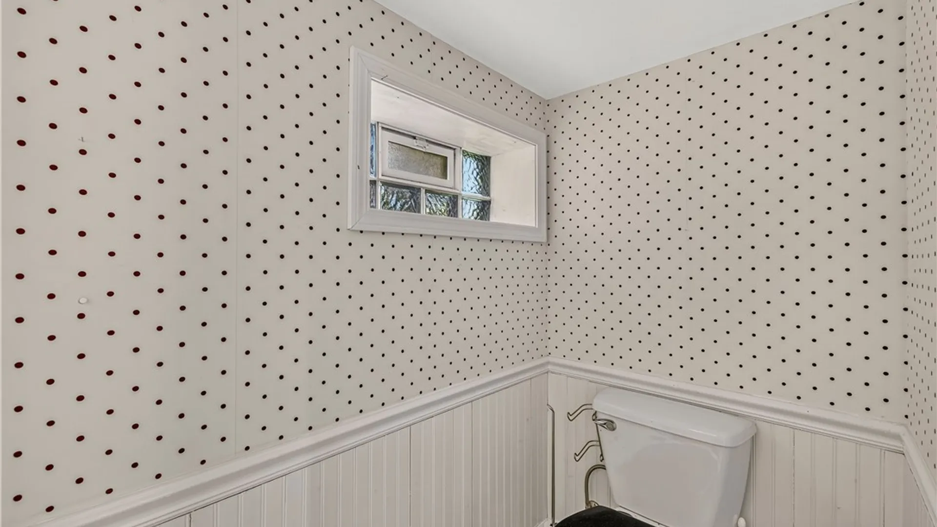 Property at 152 N Autumn Street, Amherst, NY 14221 28