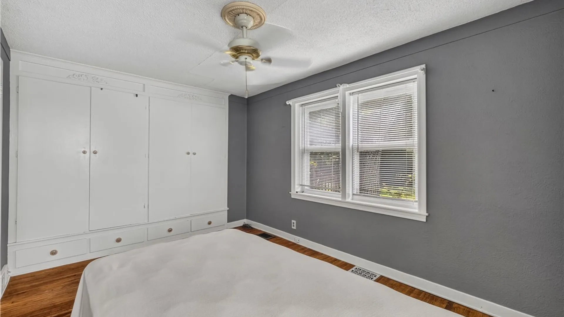 Property at 152 N Autumn Street, Amherst, NY 14221 22