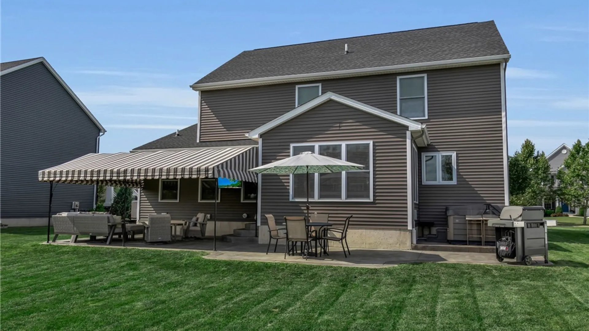 Property at 26 Hidden Meadow Crossing, Lancaster, NY 14086 35