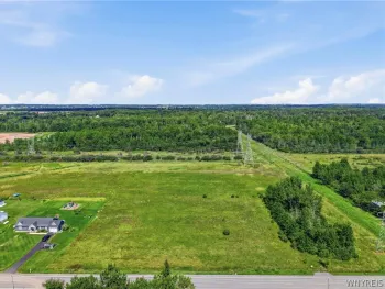 Property at 5185 Feigle Road, Pendleton, NY 14094