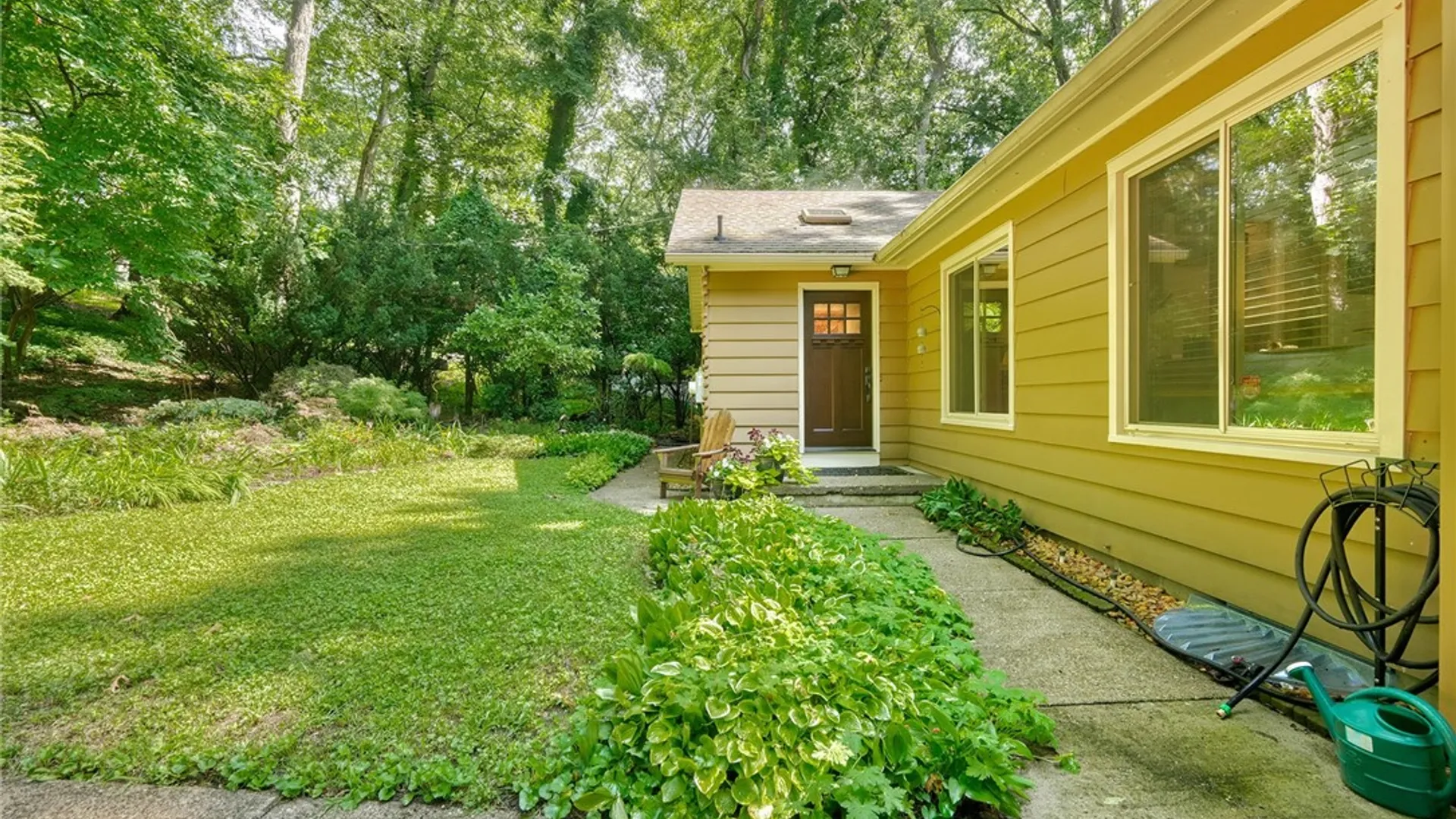 Property at 189 Dickinson Road, Webster, NY 14450 3