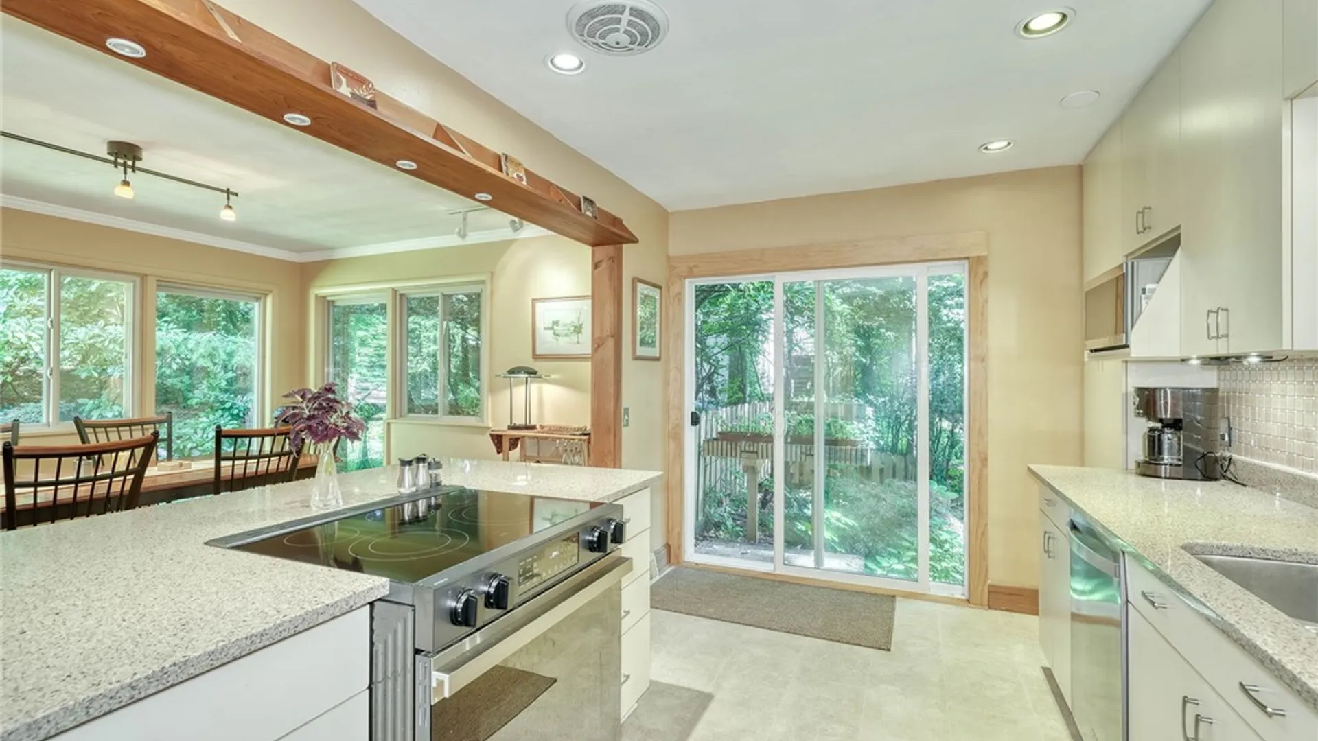 Property at 189 Dickinson Road, Webster, NY 14450 14