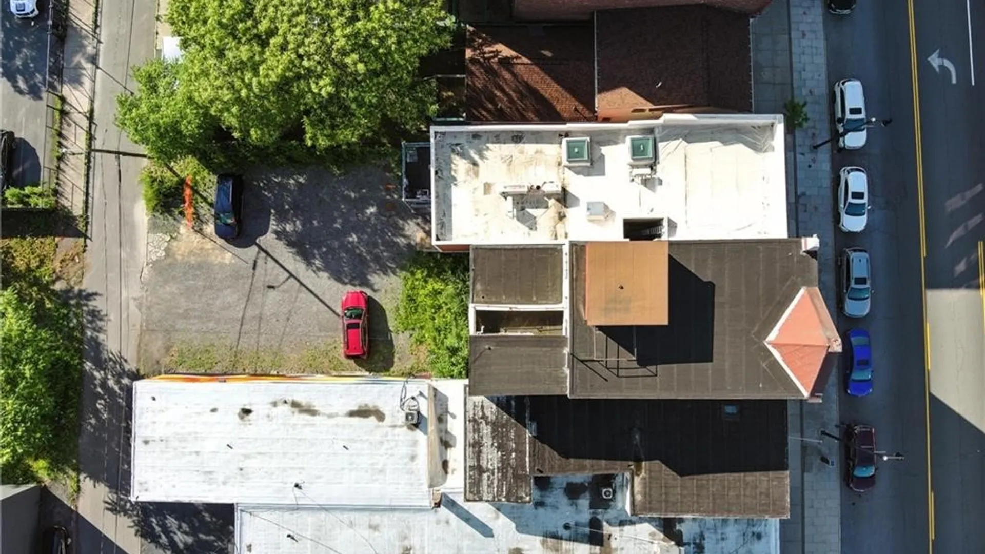 Property at 745 N Salina Street, Syracuse, NY 13208 4