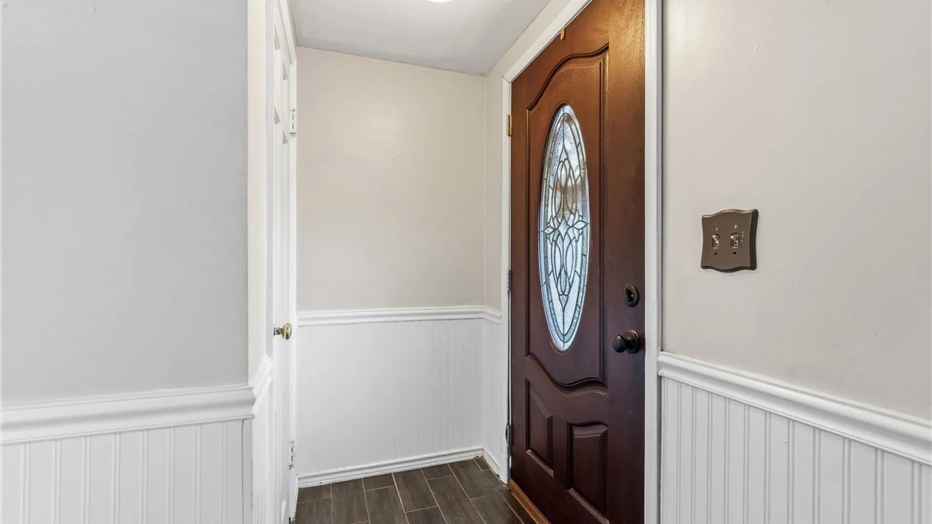 Property at 385 Walton Drive, Amherst, NY 14226 3