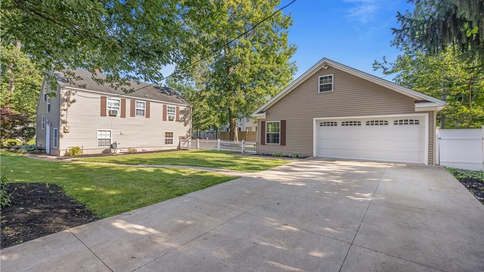 Property at 385 Walton Drive, Amherst, NY 14226 35