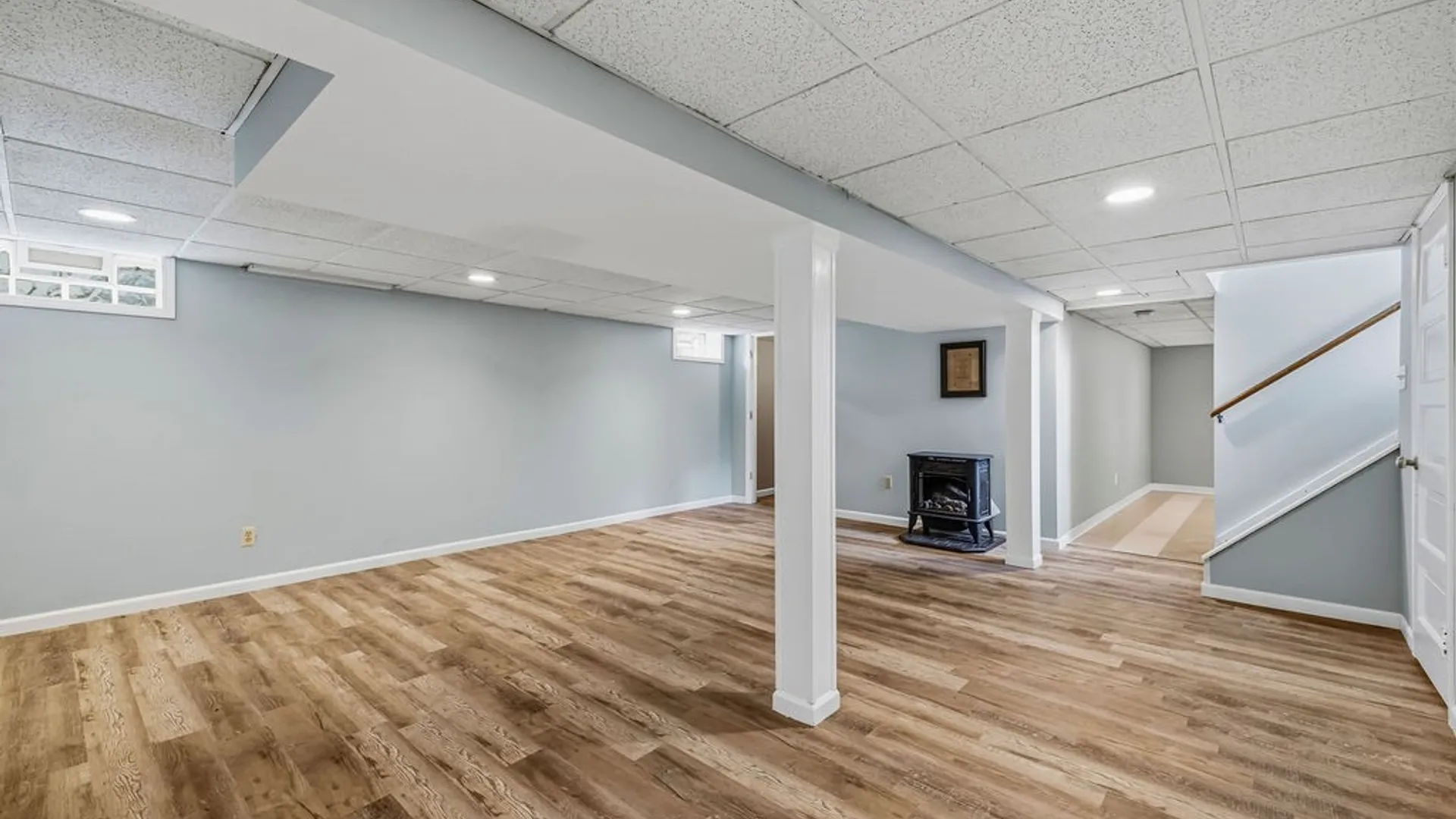 Property at 9006 Demunda Avenue, Niagara Falls, NY 14304 31