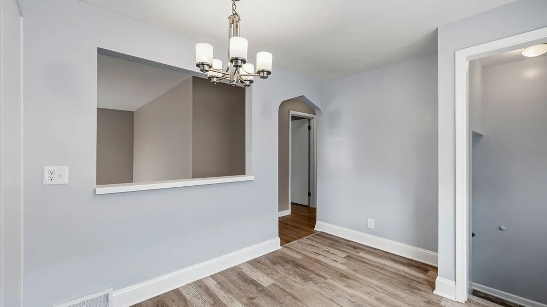 Property at 9006 Demunda Avenue, Niagara Falls, NY 14304 11