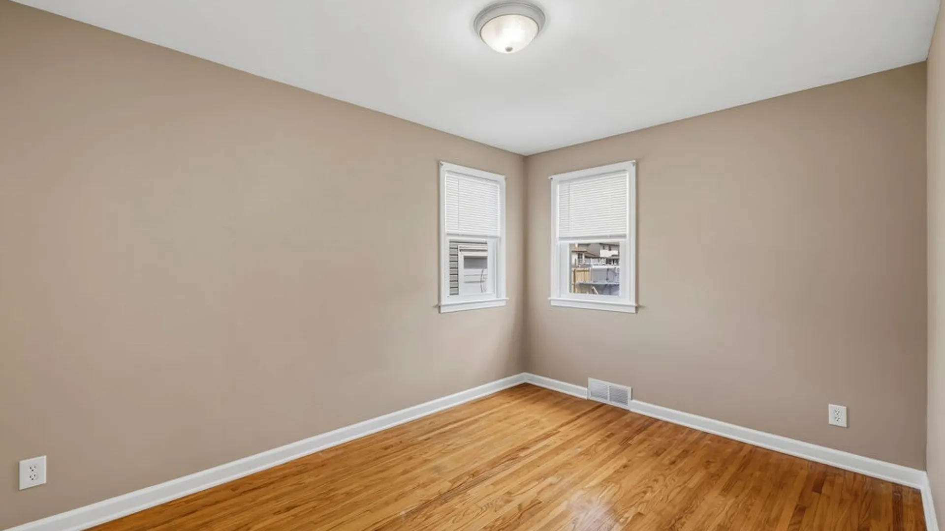 Property at 9006 Demunda Avenue, Niagara Falls, NY 14304 26