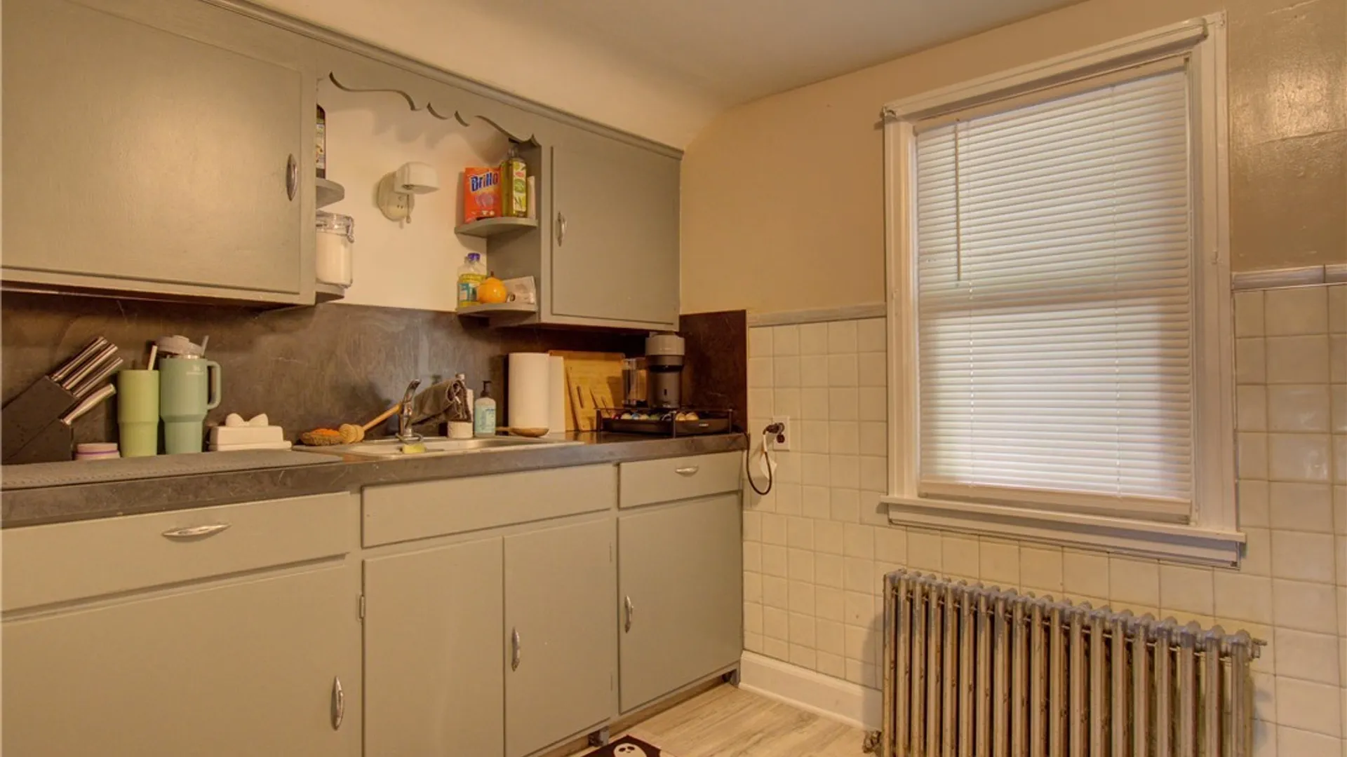 Property at 1086 Niagara Falls Boulevard, North Tonawanda, NY 14120 13