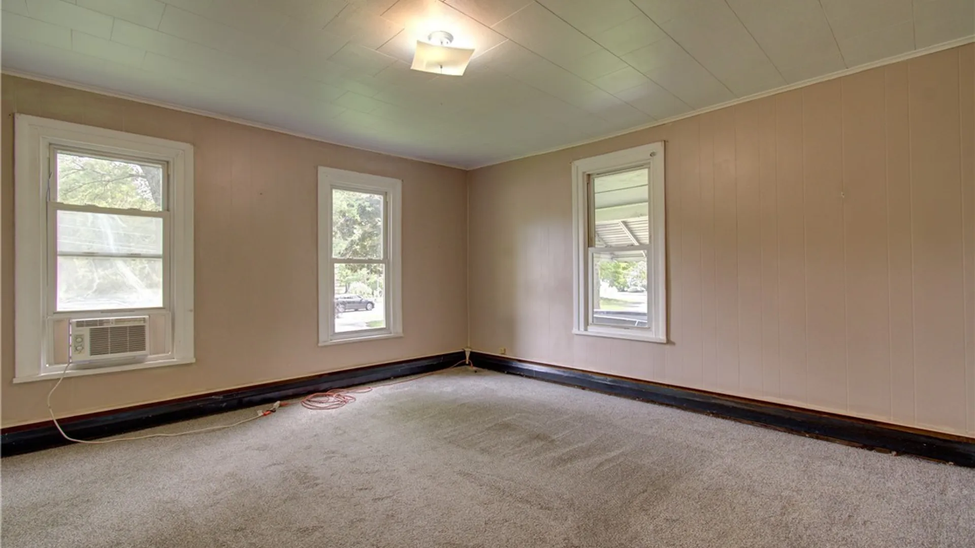 Property at 1086 Niagara Falls Boulevard, North Tonawanda, NY 14120 31