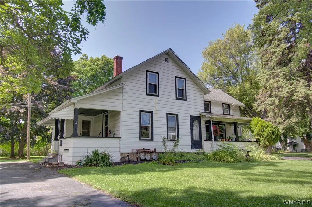 Property at 1086 Niagara Falls Boulevard, North Tonawanda, NY 14120
