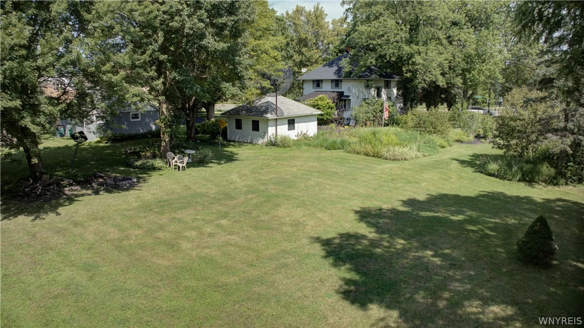 Property at 1102 Niagara Falls Boulevard, North Tonawanda, NY 14120 3