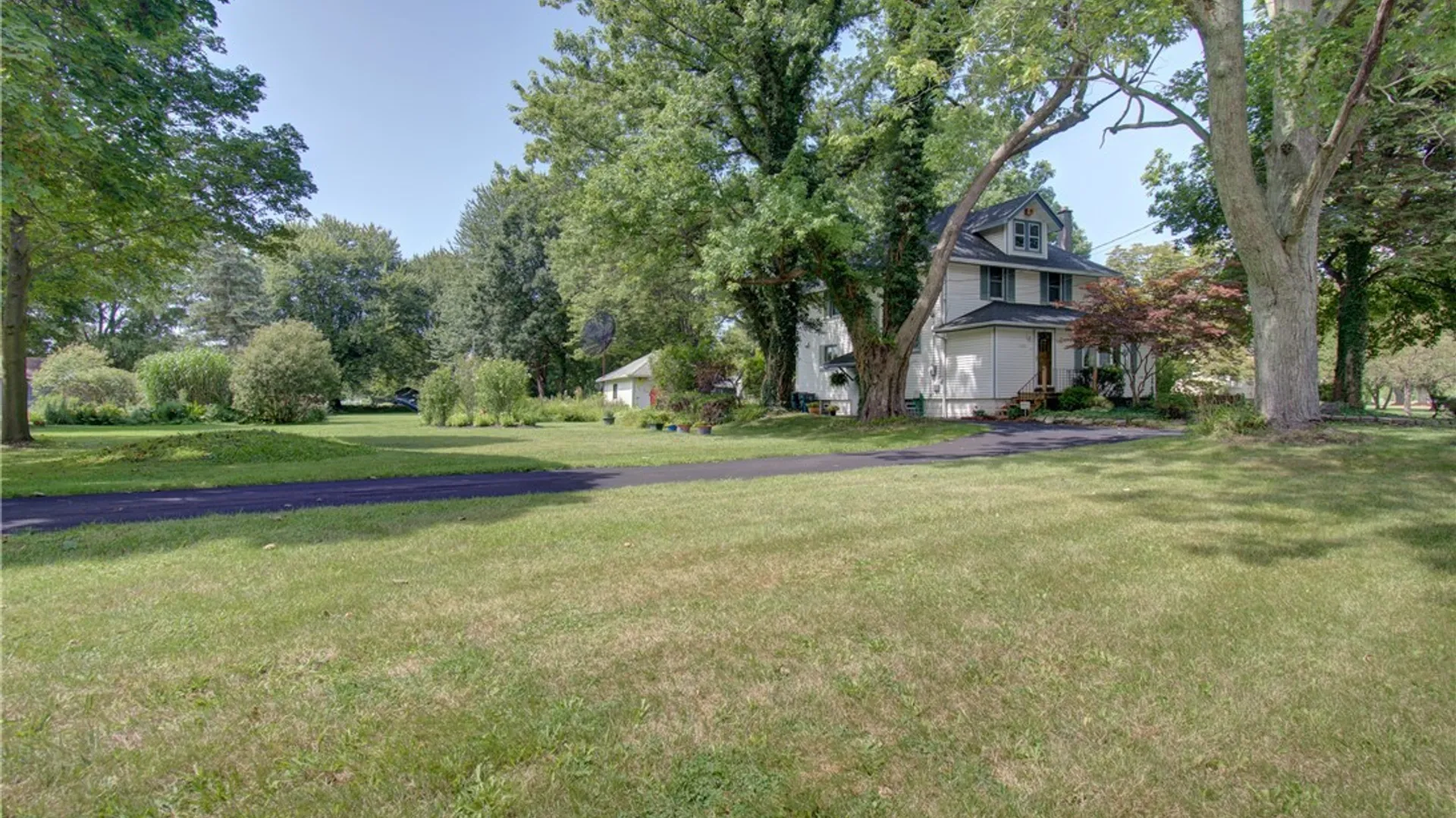 Property at 1102 Niagara Falls Boulevard, North Tonawanda, NY 14120 40