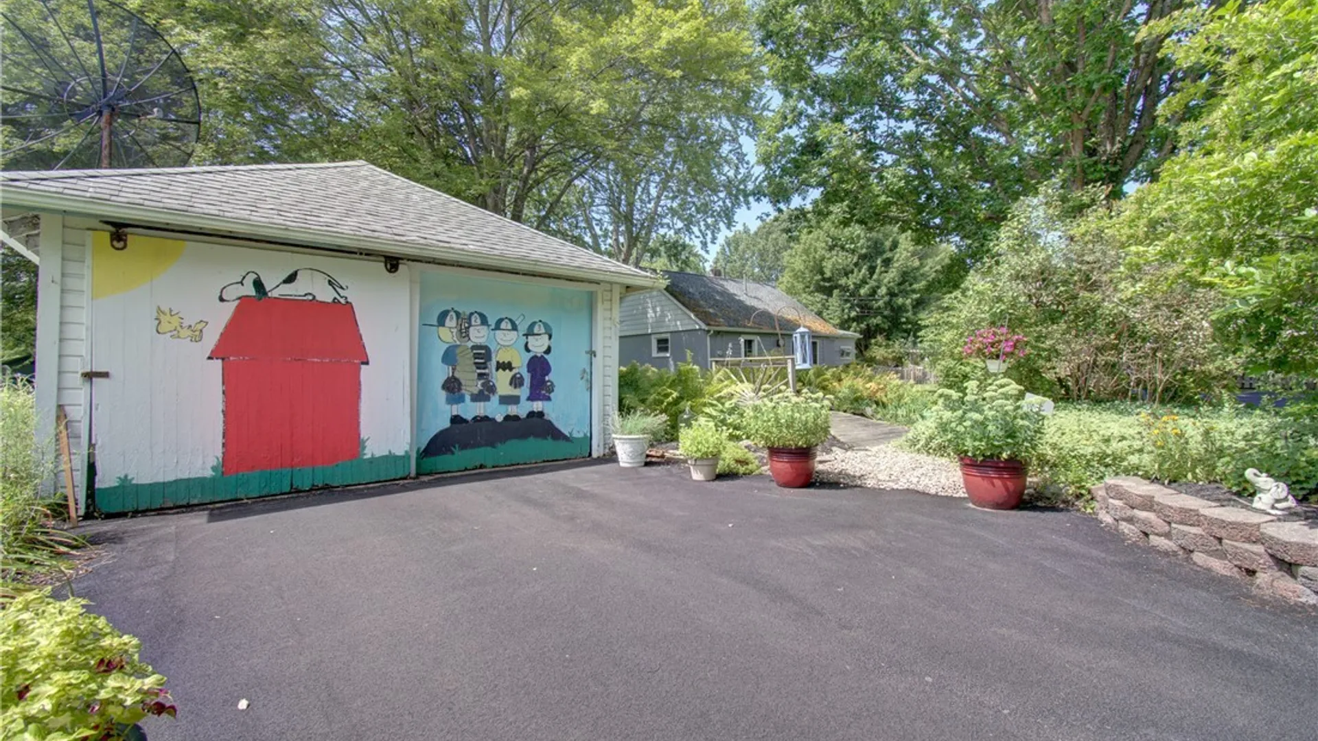 Property at 1102 Niagara Falls Boulevard, North Tonawanda, NY 14120 44