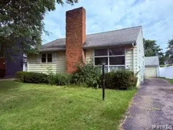 Property at 70 Meadow Lane, Tonawanda, NY 14223