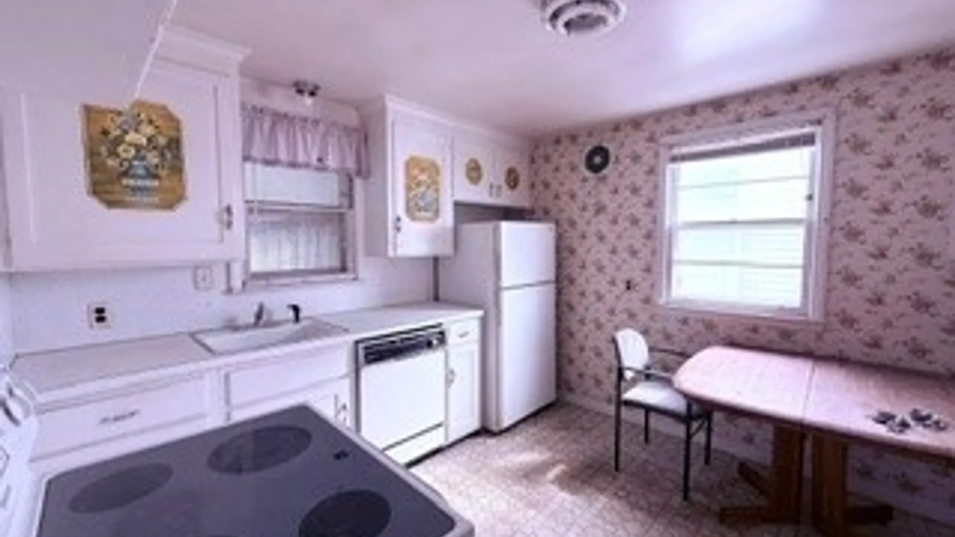 Property at 70 Meadow Lane, Tonawanda, NY 14223 4