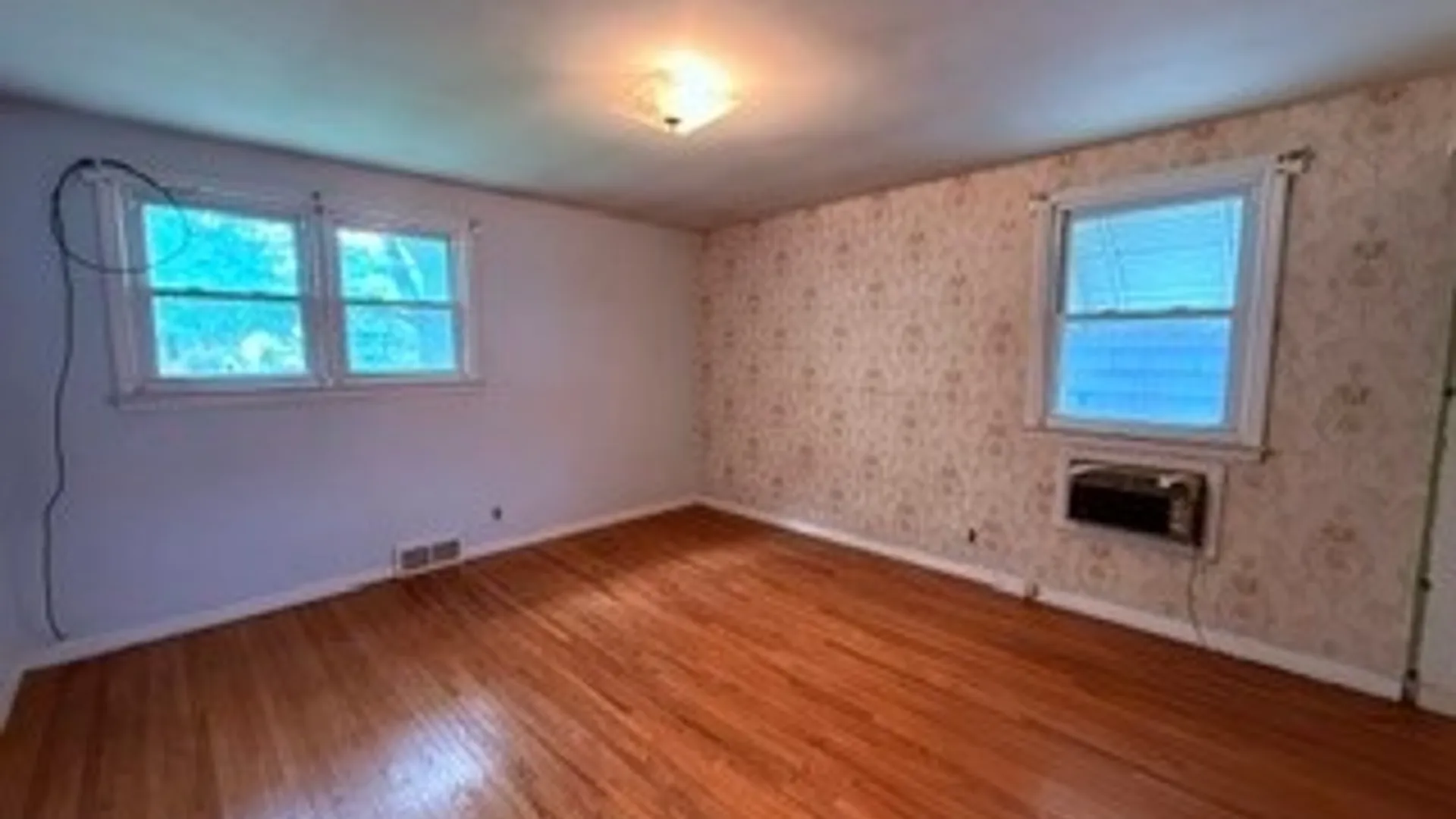 Property at 70 Meadow Lane, Tonawanda, NY 14223 7