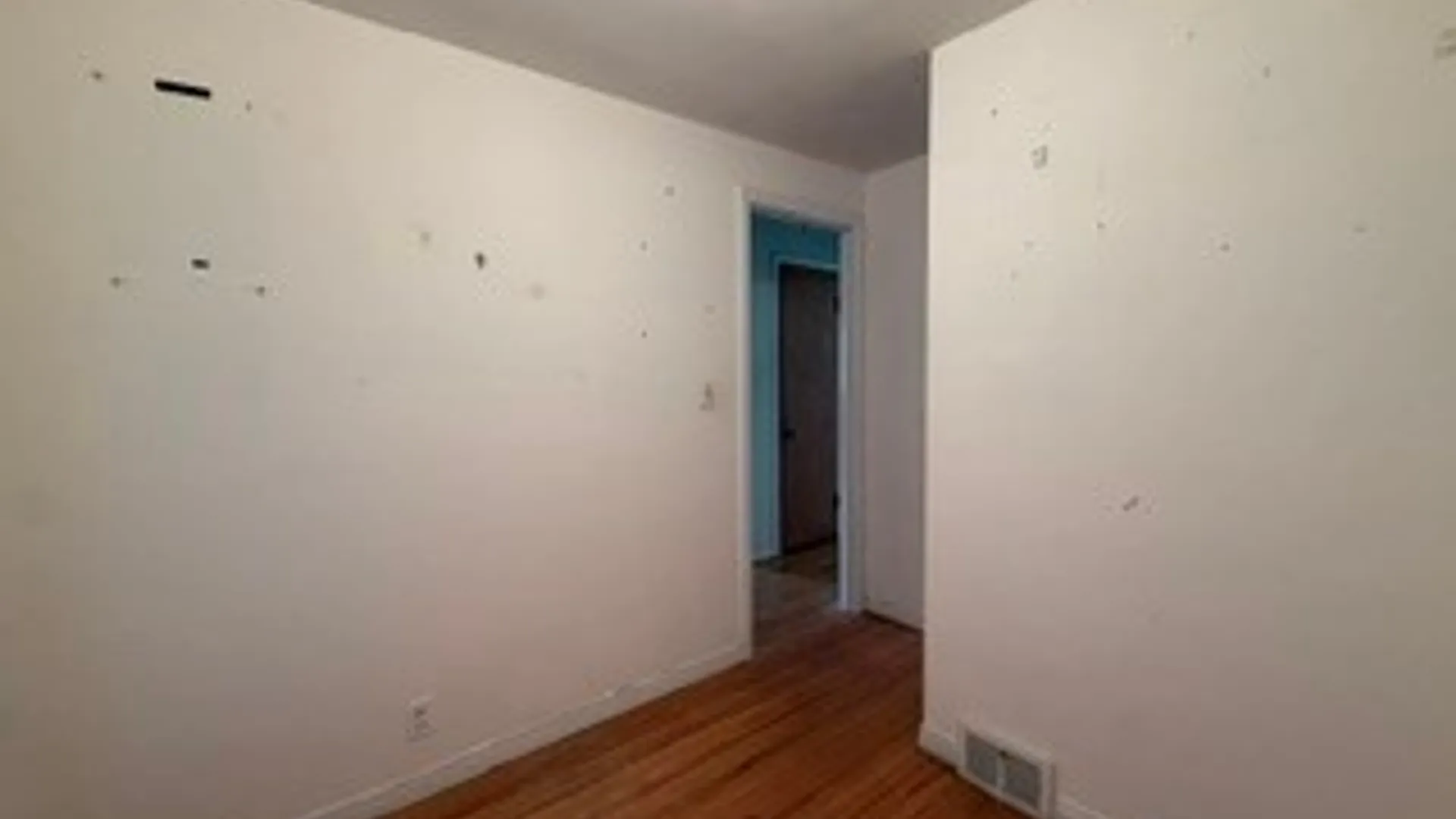 Property at 70 Meadow Lane, Tonawanda, NY 14223 9