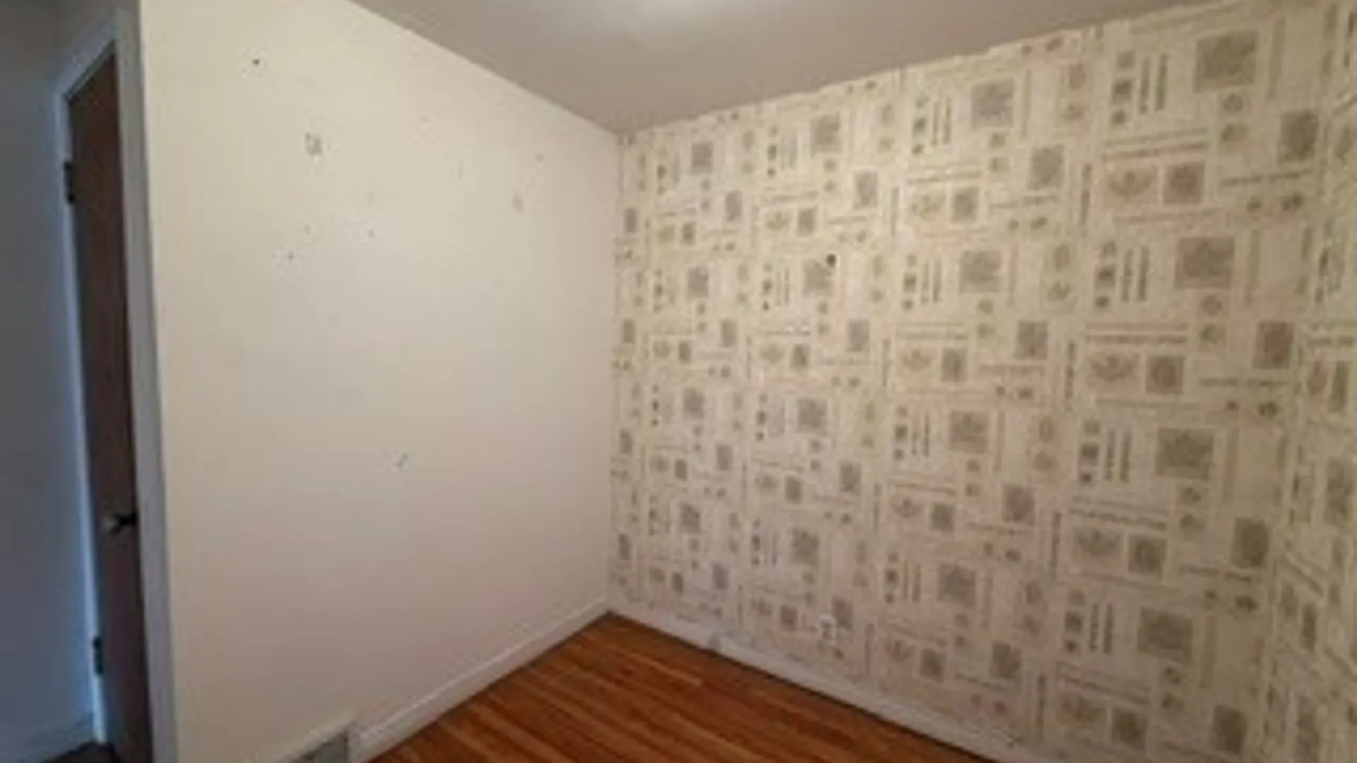 Property at 70 Meadow Lane, Tonawanda, NY 14223 10
