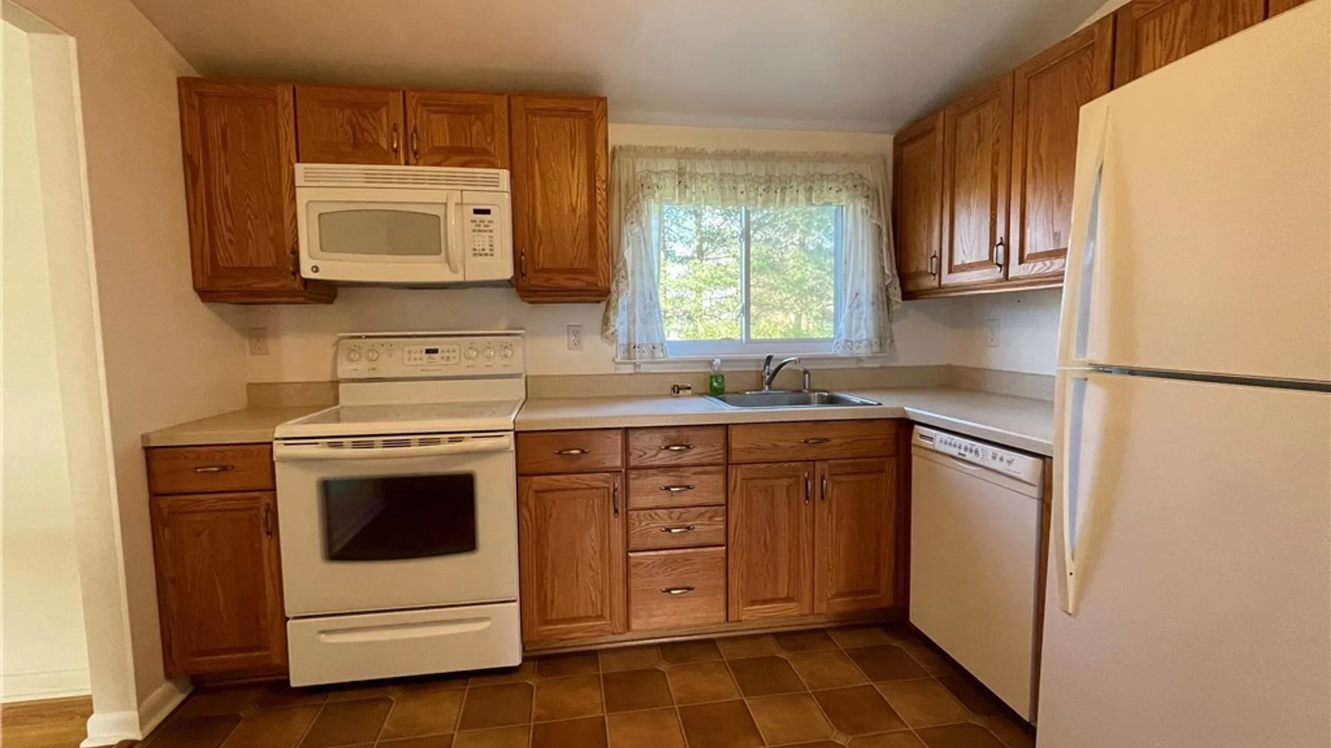 Property at 17 Juneberry Lane, Clay, NY 13090 11