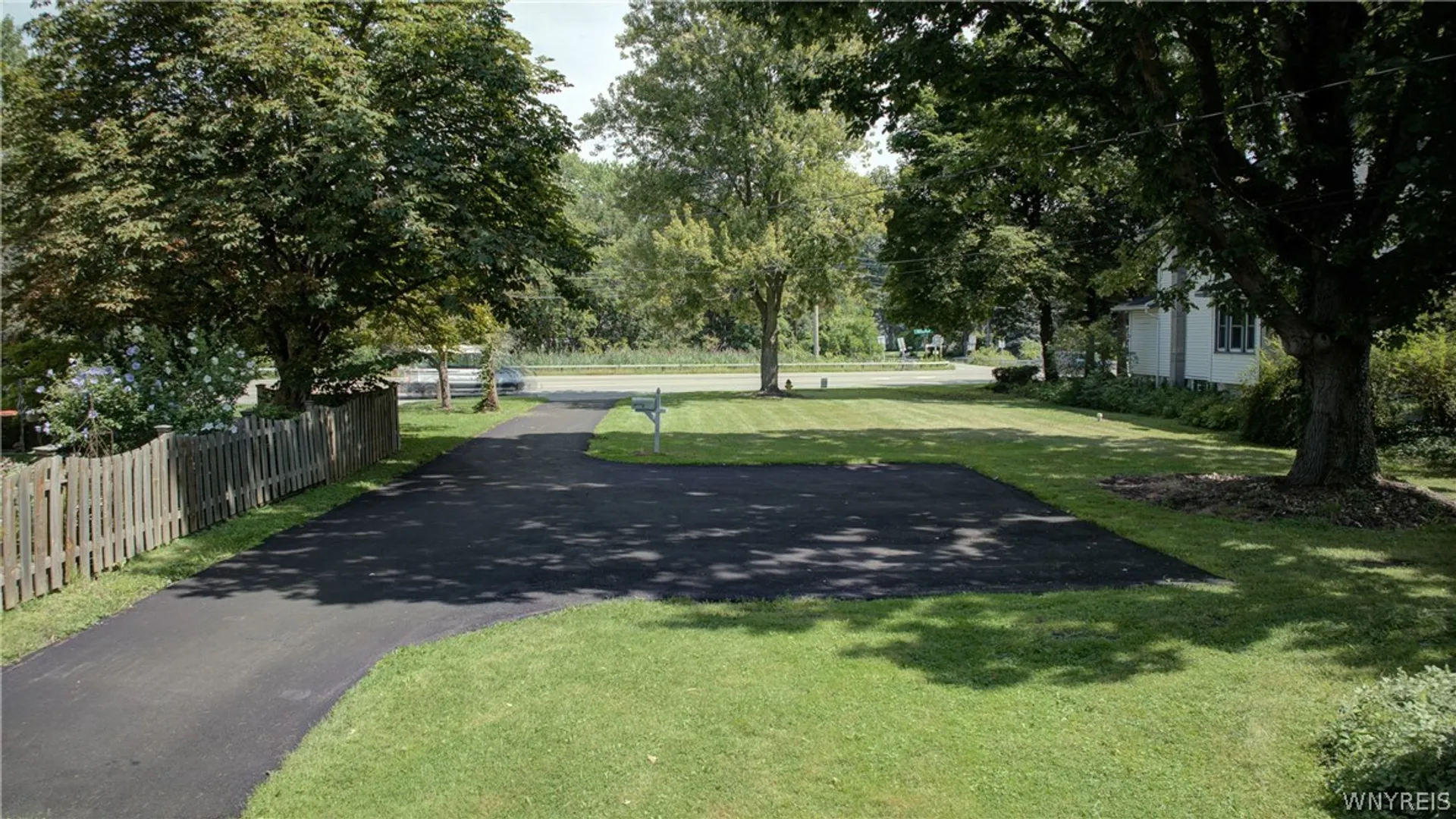 Property at 1106 Niagara Falls Boulevard, North Tonawanda, NY 14120 6