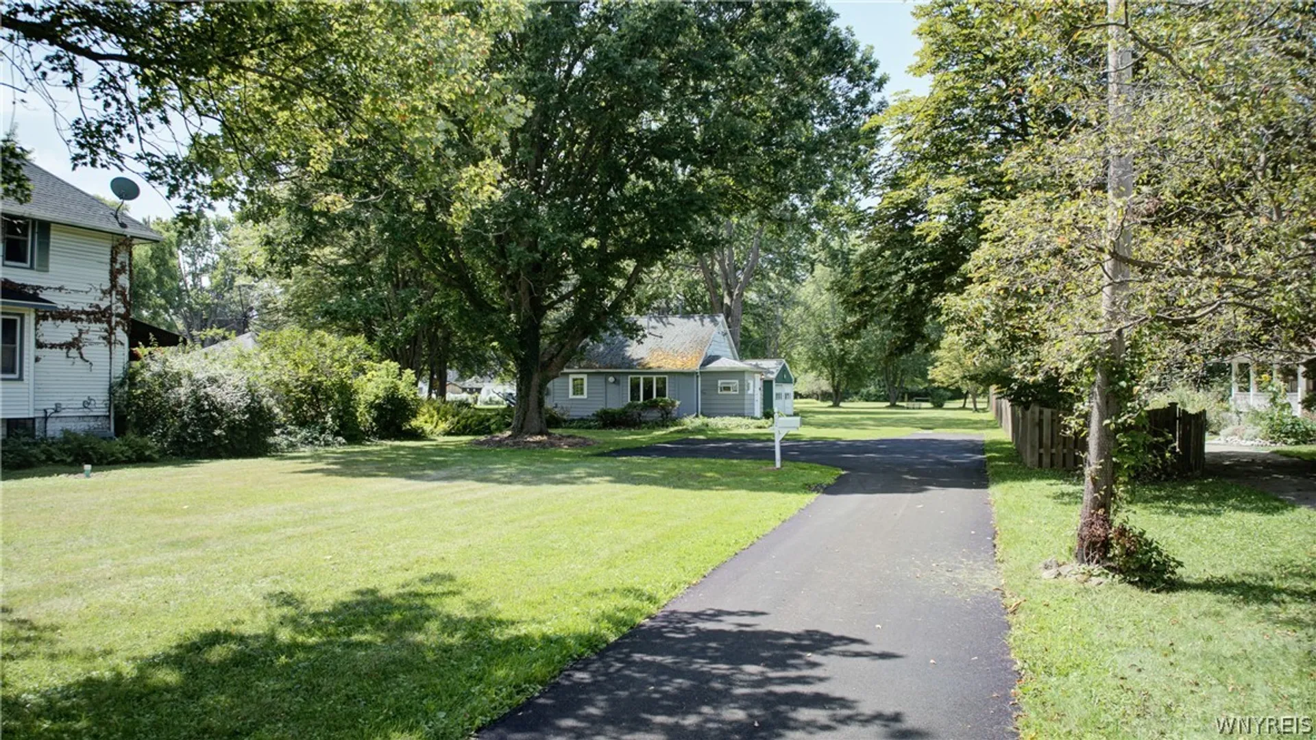 Property at 1106 Niagara Falls Boulevard, North Tonawanda, NY 14120 3