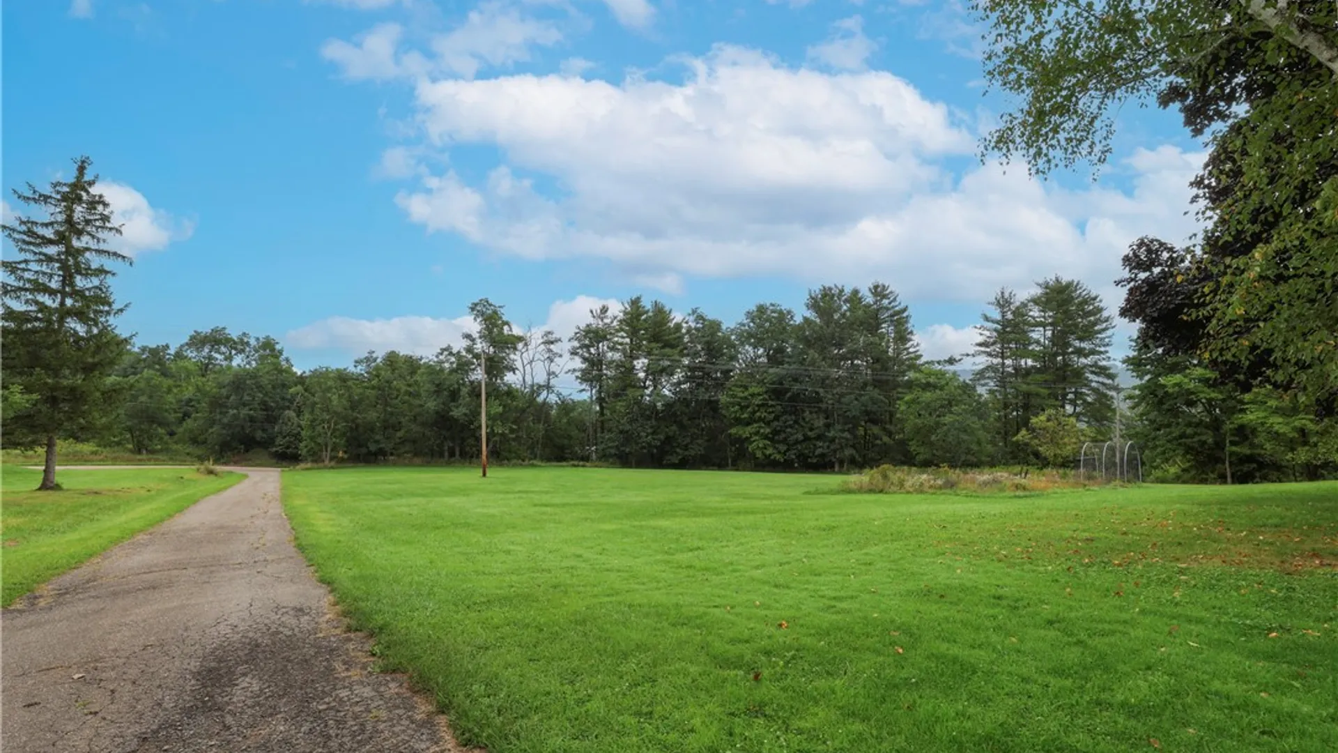 Property at 8240 Burlington Tnpke, PA 18848 40