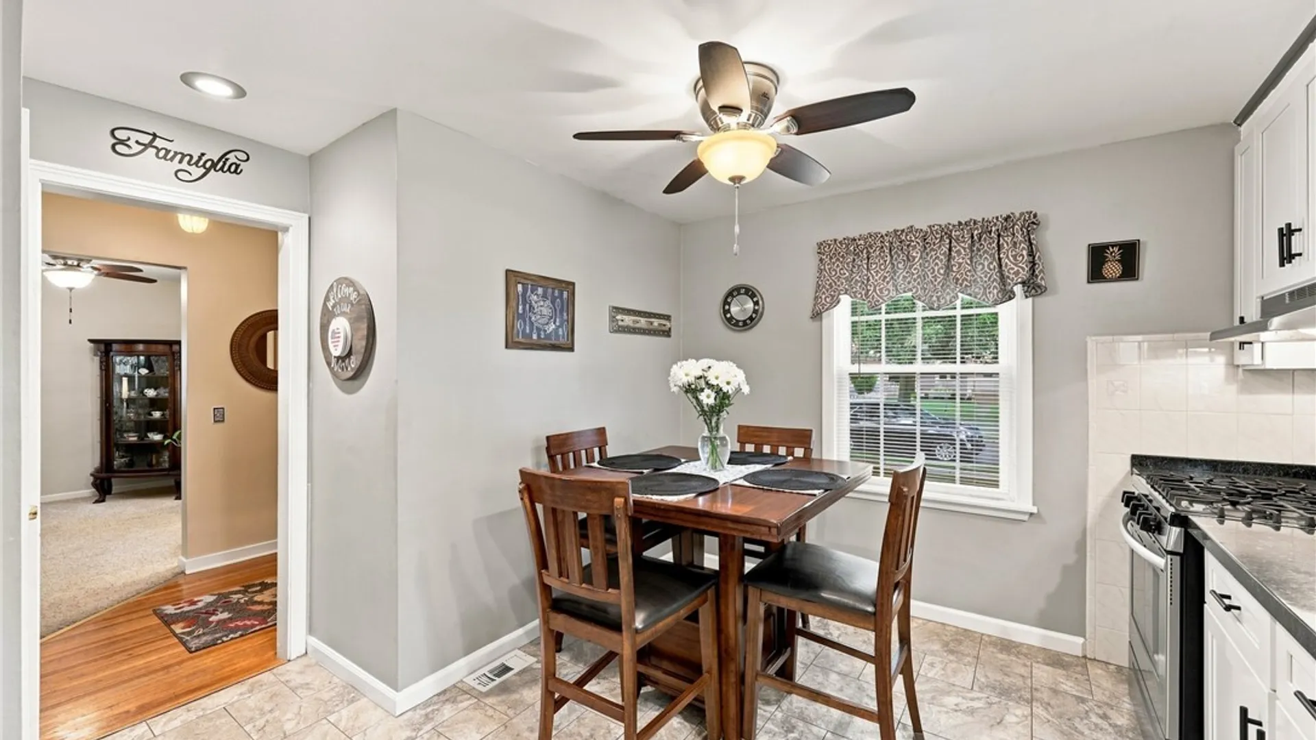 Property at 540 Windermere Boulevard, Amherst, NY 14226 5