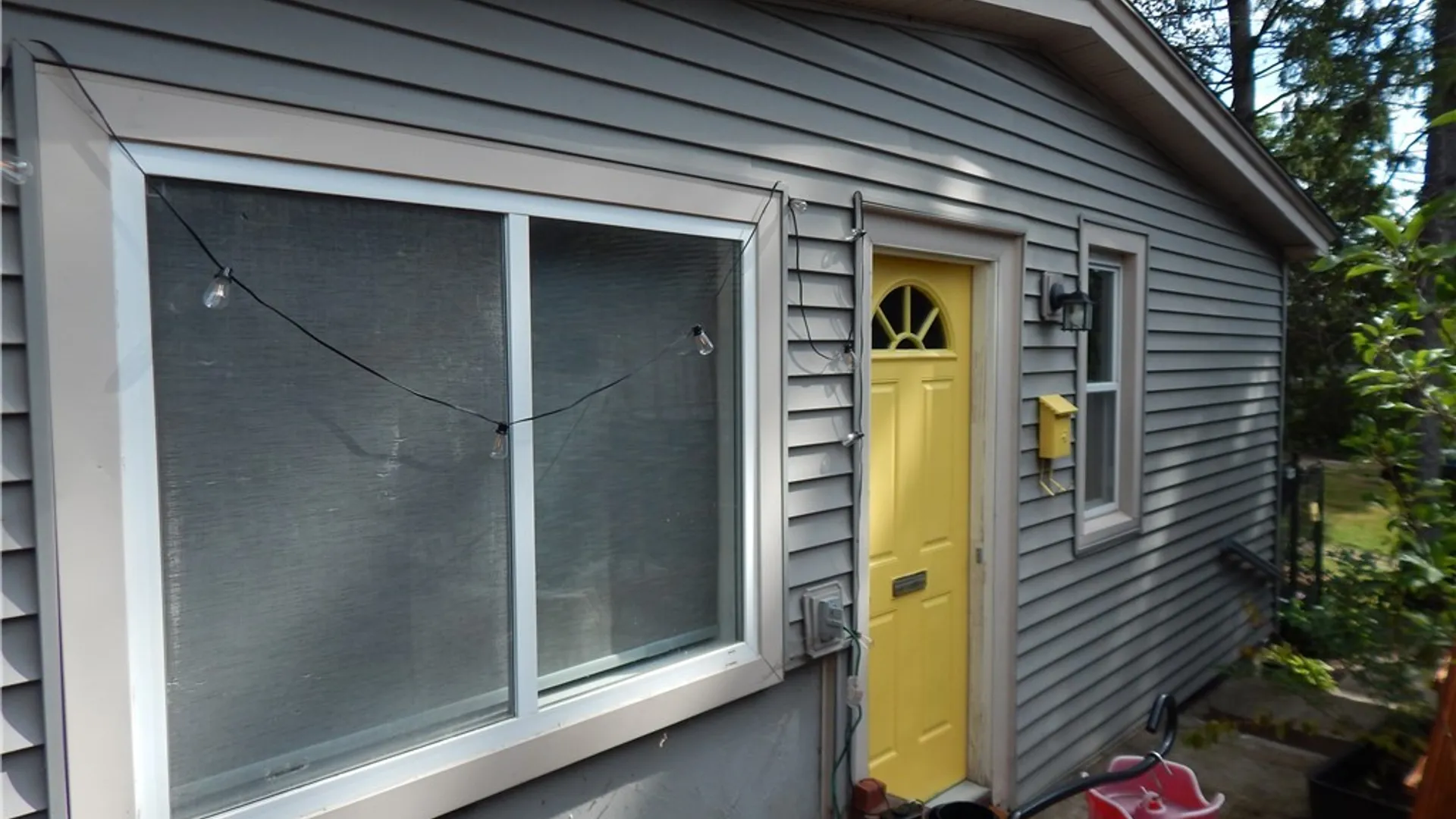 Property at 14 1/2 Elderkin Avenue, Camillus, NY 13031 4