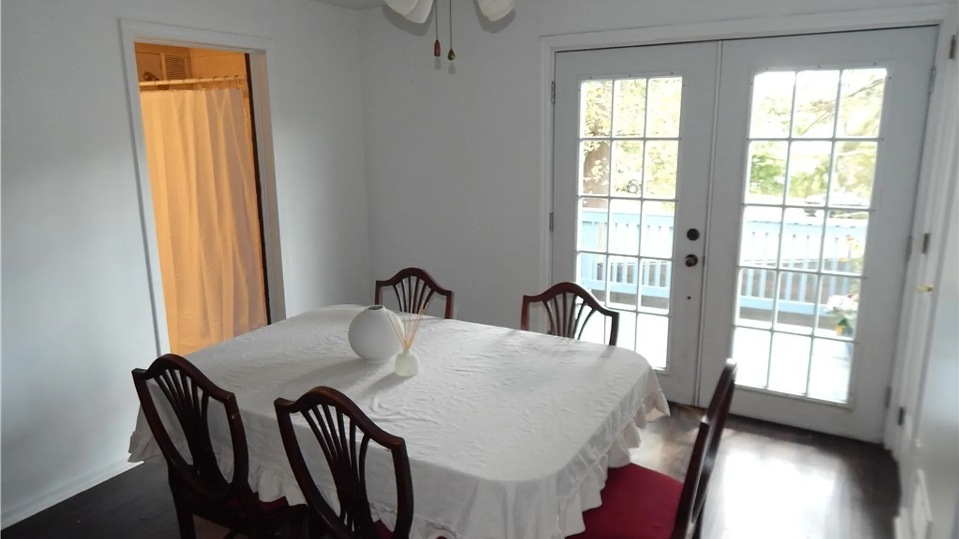 Property at 14 1/2 Elderkin Avenue, Camillus, NY 13031 18