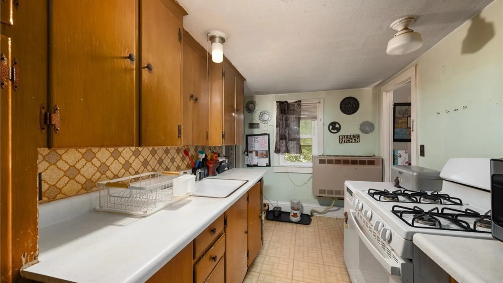 Property at 3845 Oneida Street, New Hartford, NY 13413 28