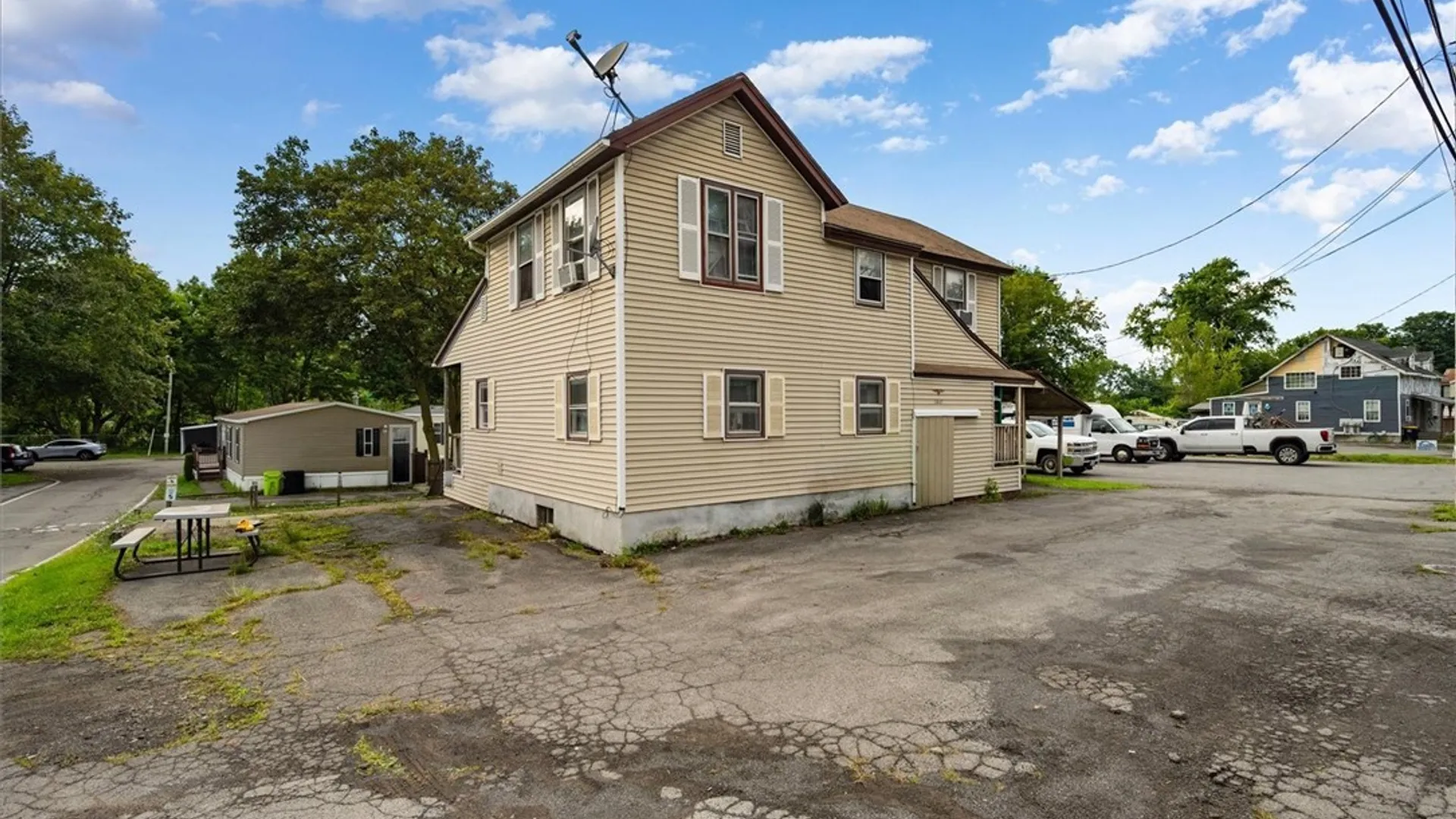 Property at 3845 Oneida Street, New Hartford, NY 13413 4