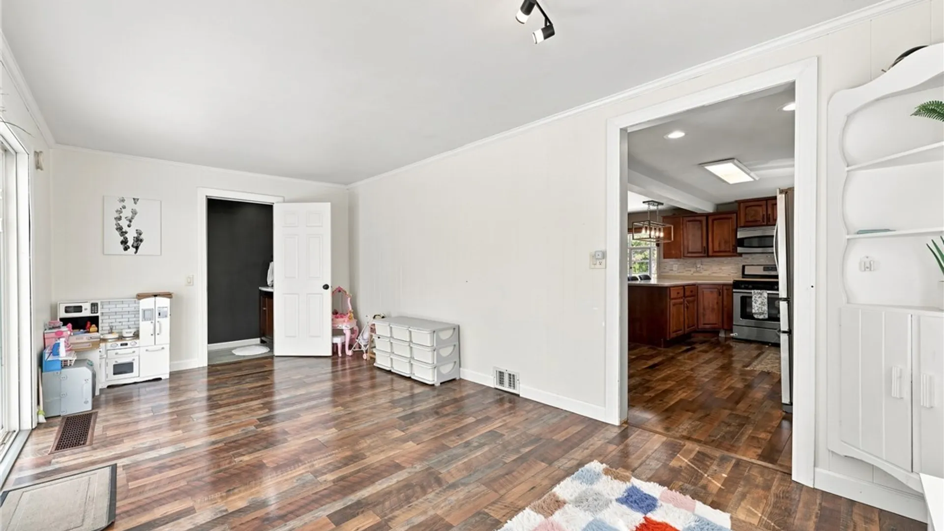Property at 3256 Broadway Road, Alexander, NY 14005 15