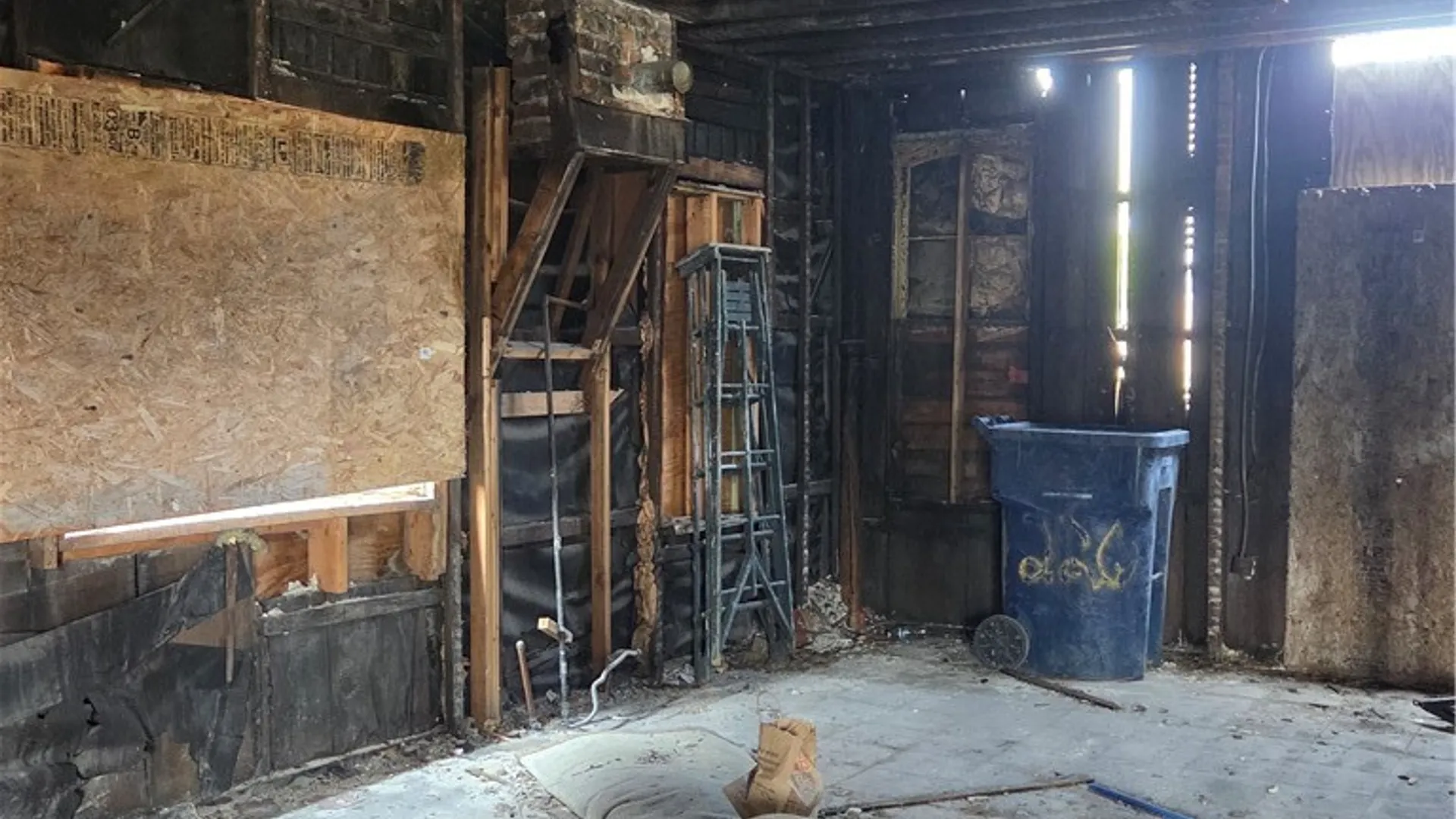 Property at 220 Lewis Street, Buffalo, NY 14206 6