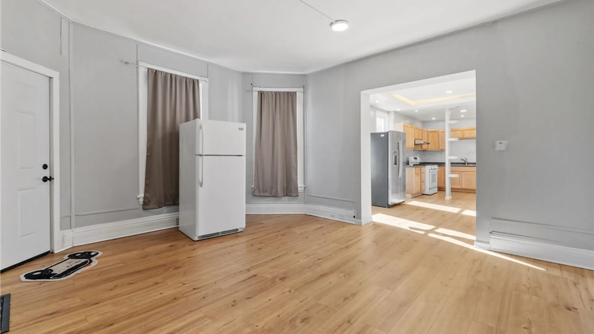 Property at 319 Merriman Ave Lower #1 Avenue, Syracuse, NY 13204 3