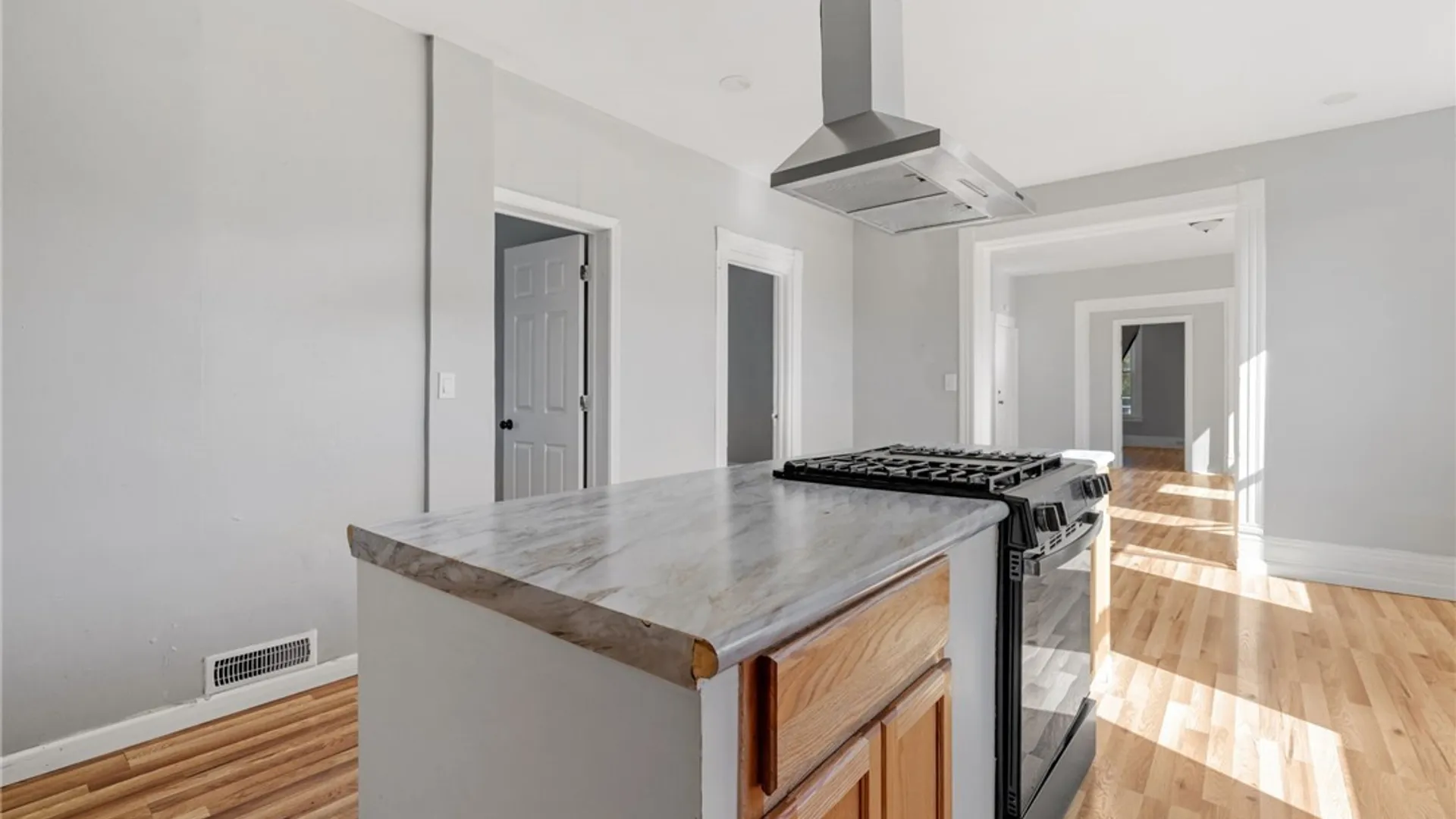 Property at 319 Merriman #2 UPPER Avenue, Syracuse, NY 13204 6