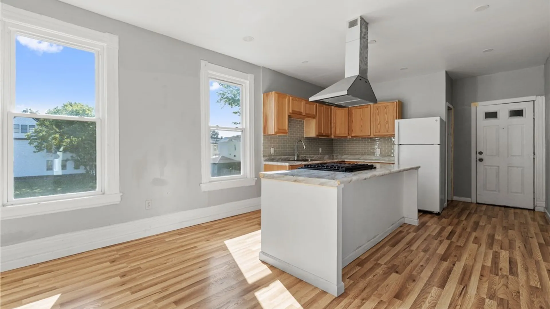 Property at 319 Merriman #2 UPPER Avenue, Syracuse, NY 13204 7