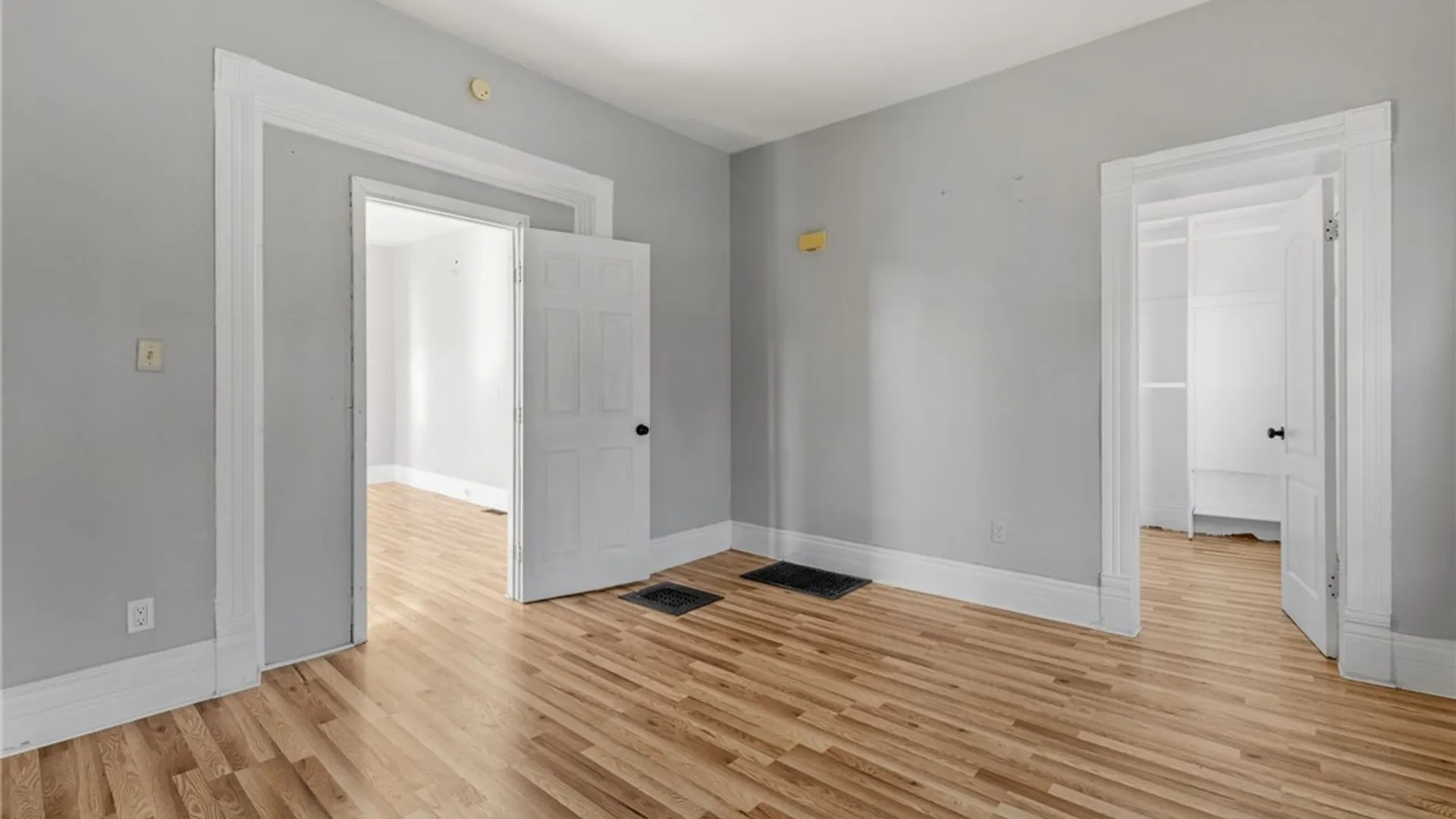 Property at 319 Merriman #2 UPPER Avenue, Syracuse, NY 13204 16