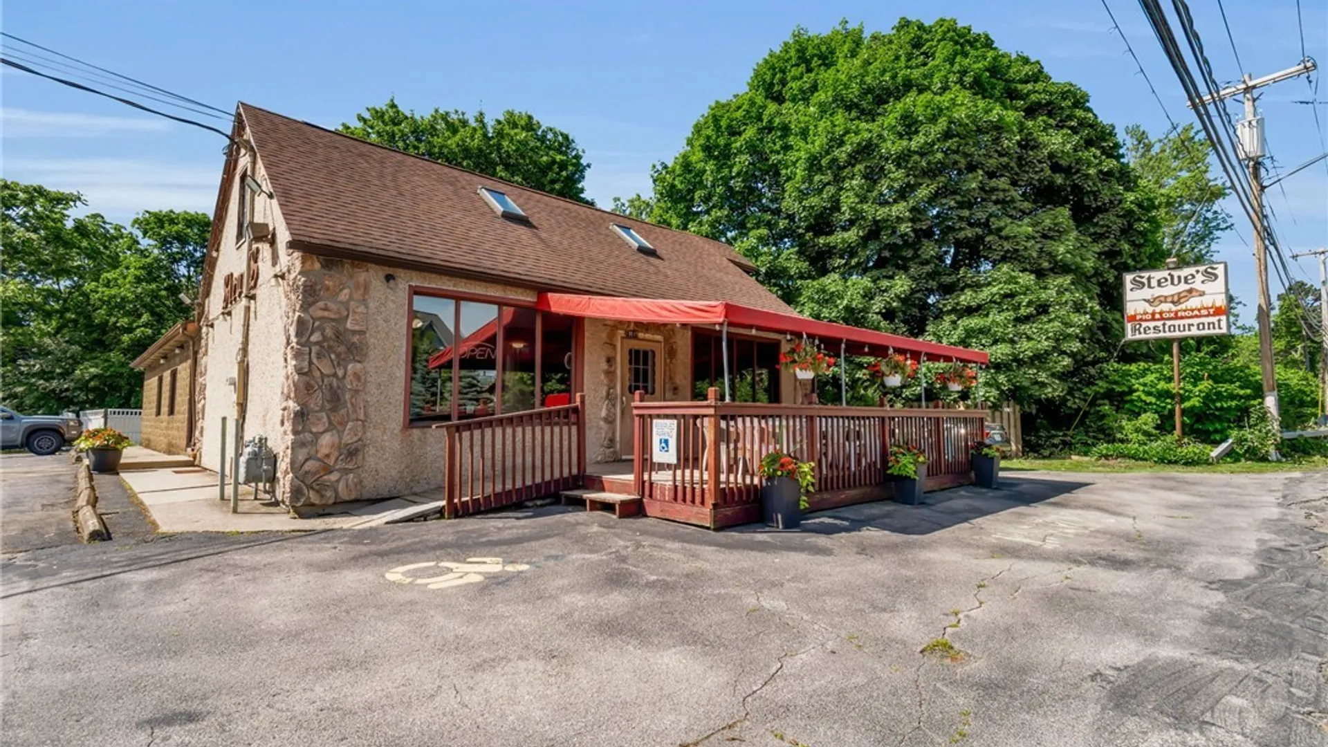 Property at 951 Ridge Road, Lackawanna, NY 14218 4
