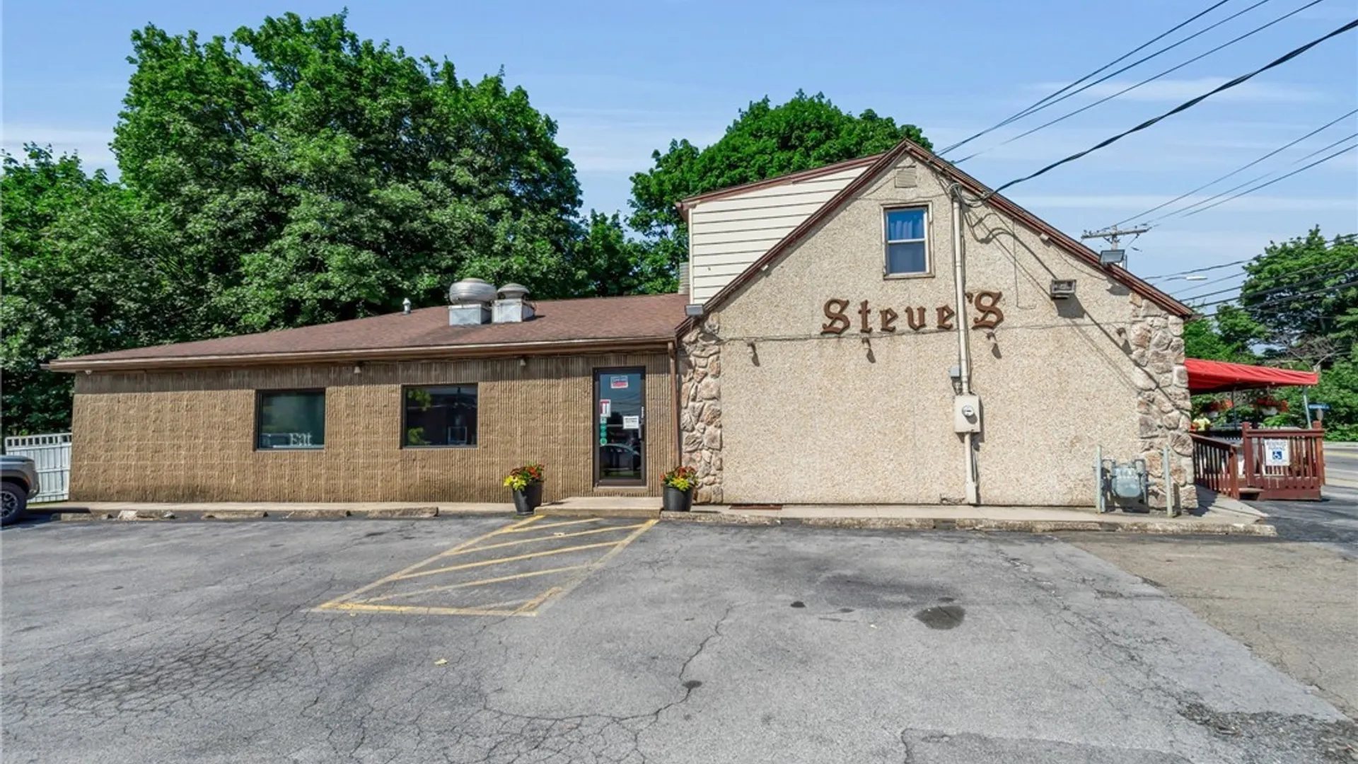 Property at 951 Ridge Road, Lackawanna, NY 14218 5