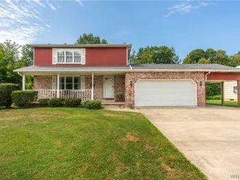 Property at 20 Glendale Terrace, Orchard Park, NY 14127