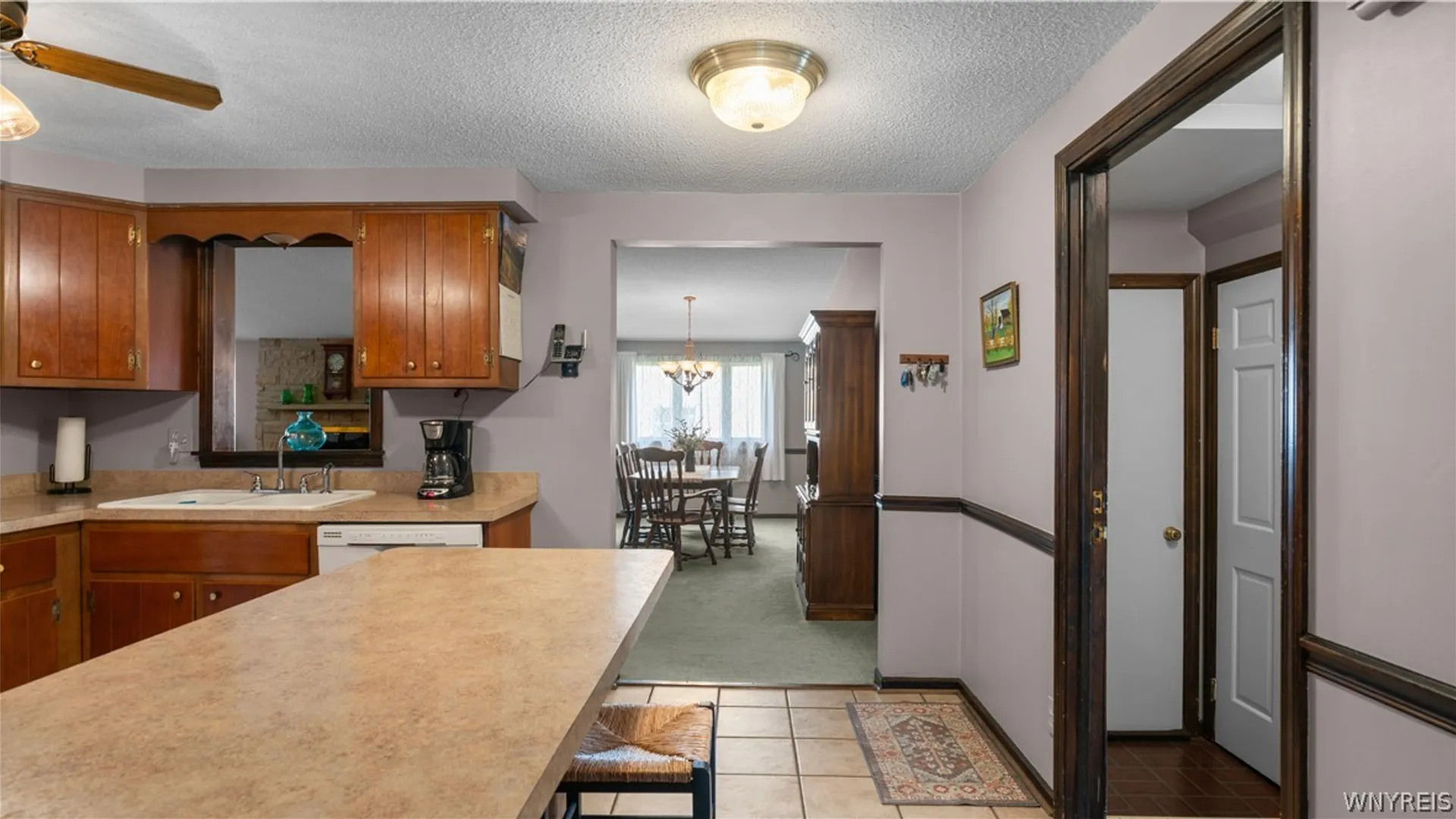 Property at 20 Glendale Terrace, Orchard Park, NY 14127 6