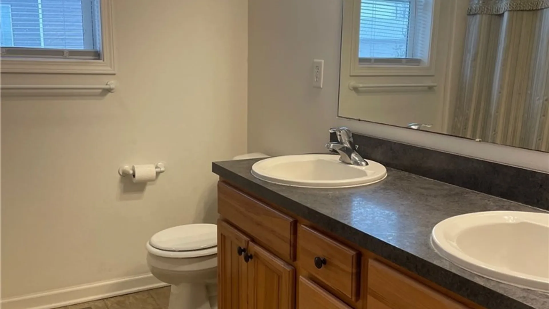 Property at 8686 Lavender Lane, Cicero, NY 13039 16