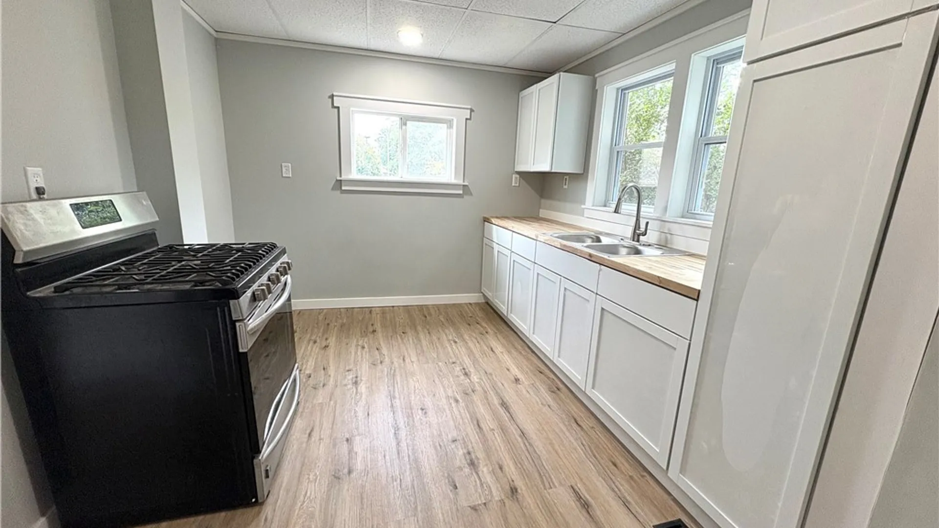 Property at 3 Parsons Street, Auburn, NY 13021 5