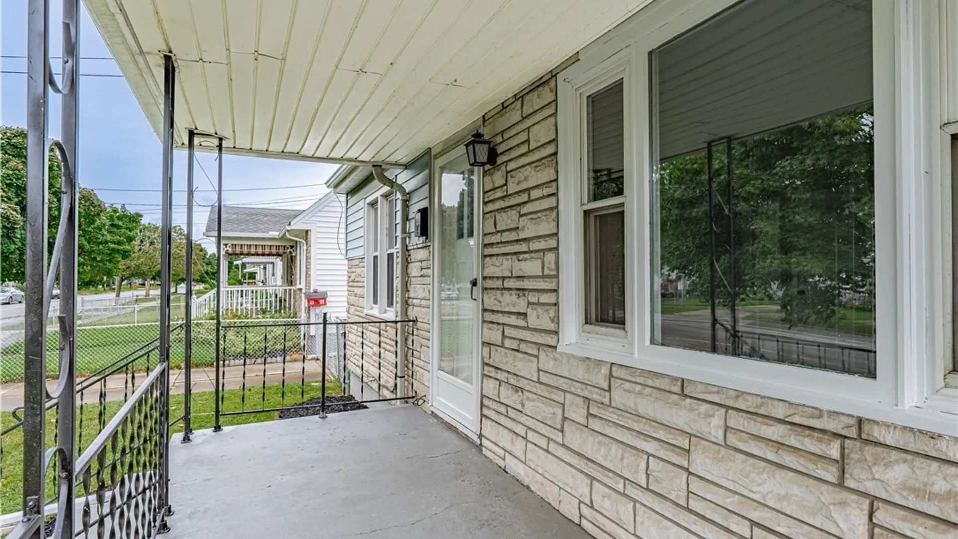 Property at 3644 Ferry Avenue, Niagara Falls, NY 14301 5
