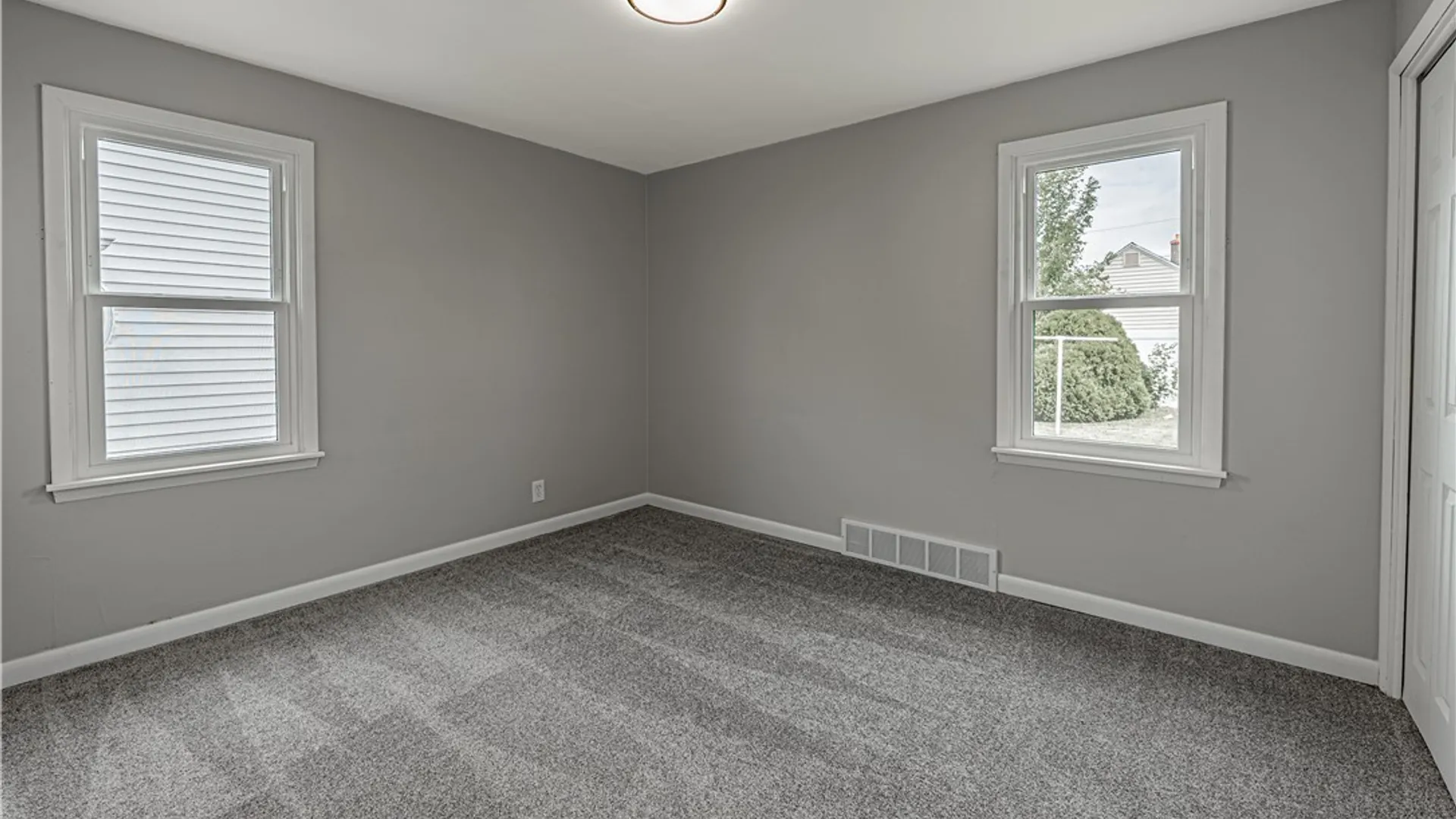 Property at 3644 Ferry Avenue, Niagara Falls, NY 14301 21