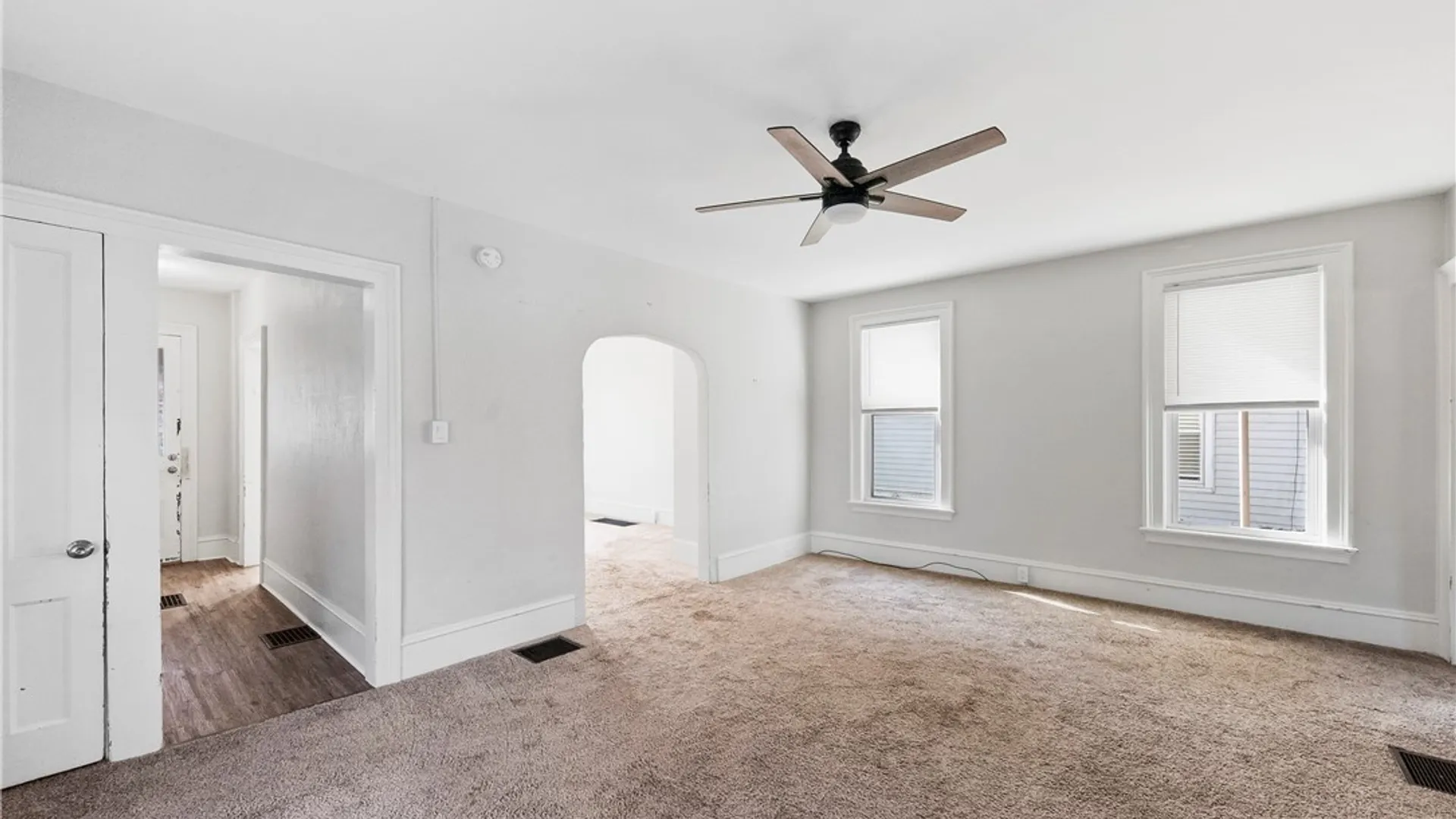 Property at 39 N Division Street, Auburn, NY 13021 9